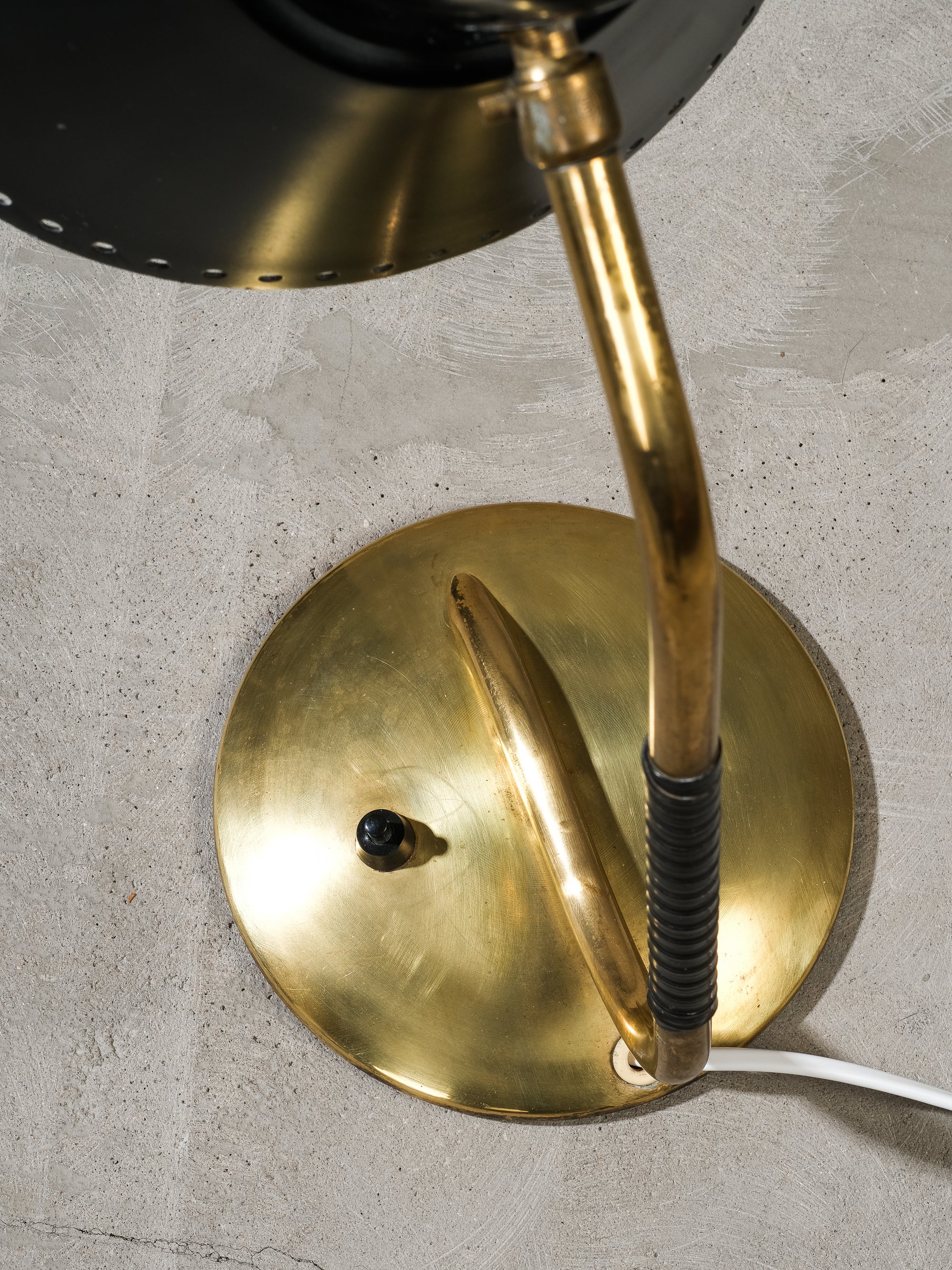 Mid-Century Modern Black & Brass Table/Desk Lamp by Valinte, Finland, 1950s