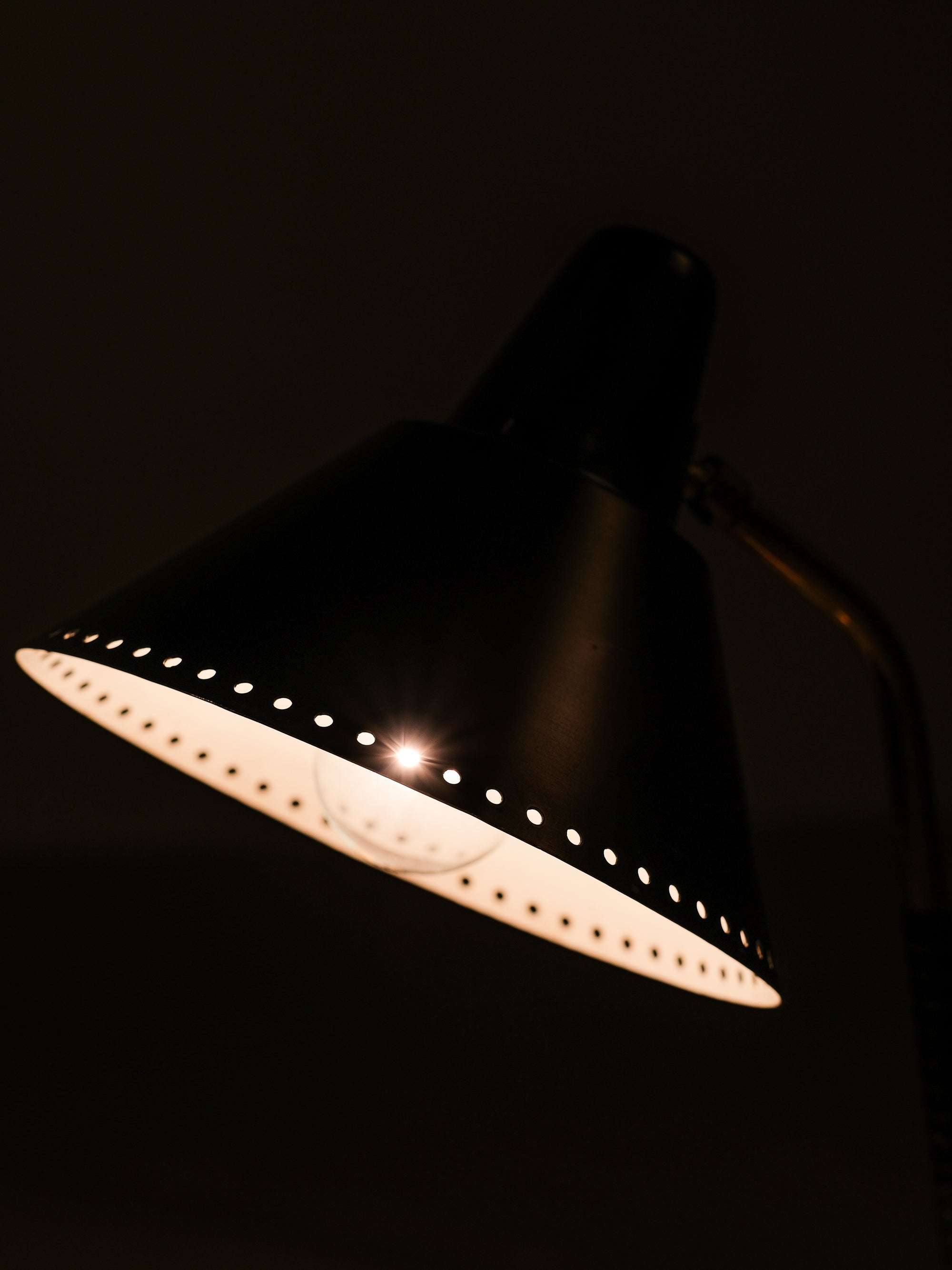 Mid-Century Modern Black & Brass Table/Desk Lamp by Valinte, Finland, 1950s