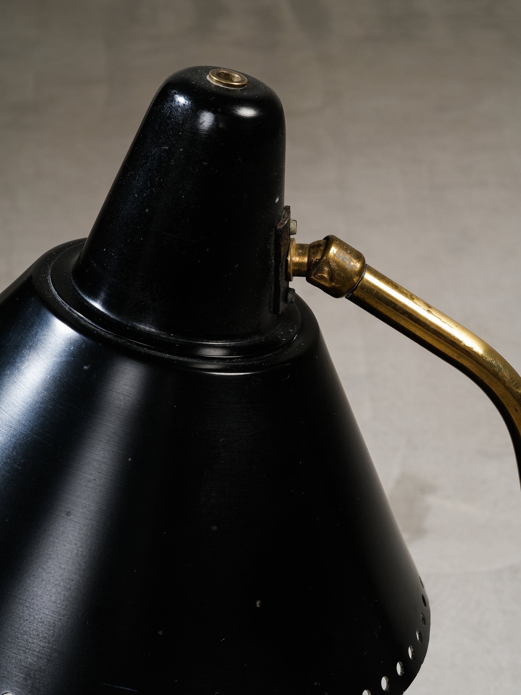 Mid-Century Modern Black & Brass Table/Desk Lamp by Valinte, Finland, 1950s