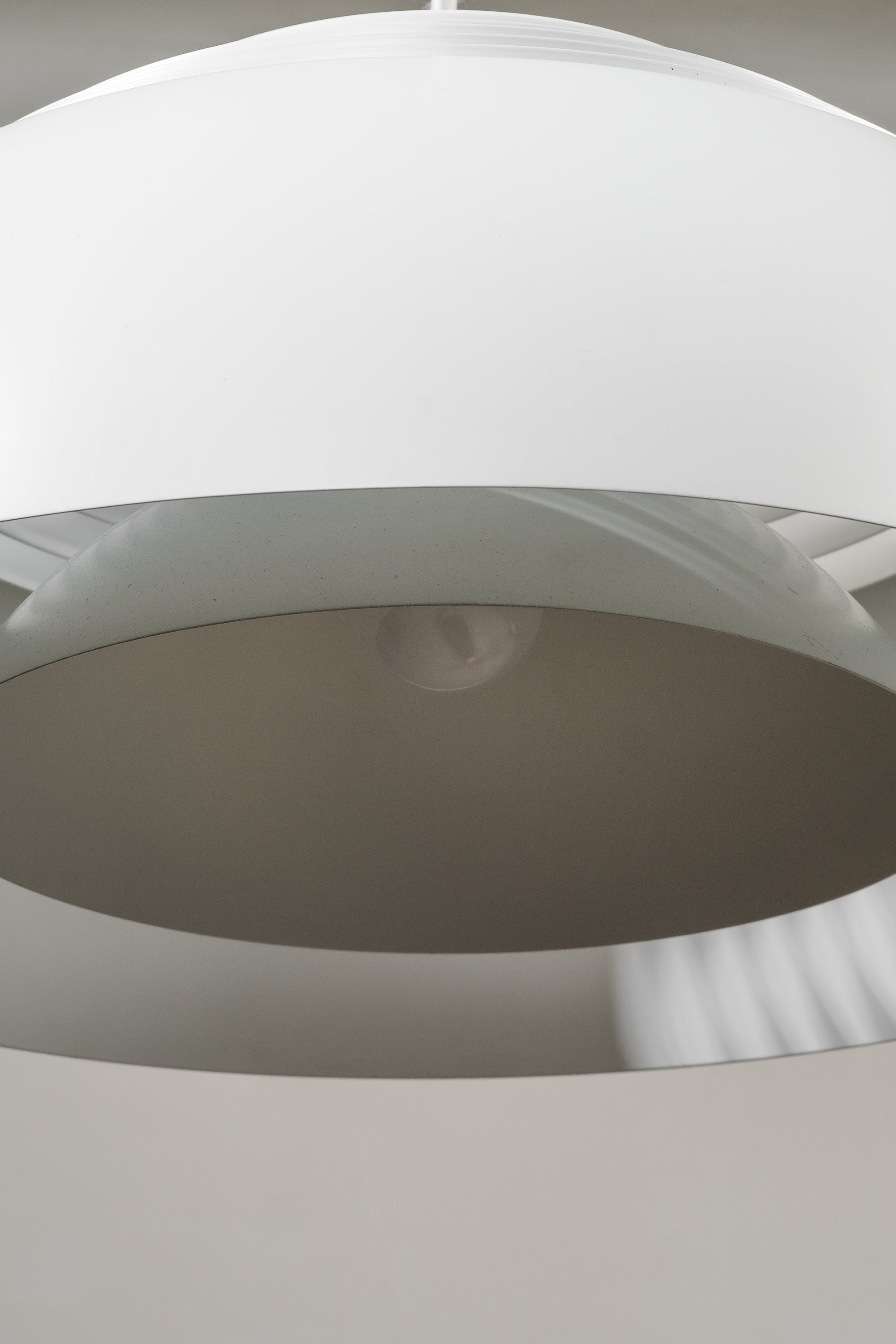 White 'AJ Royal' Pendant Lamp by Louis Poulsen, ø 50 cm