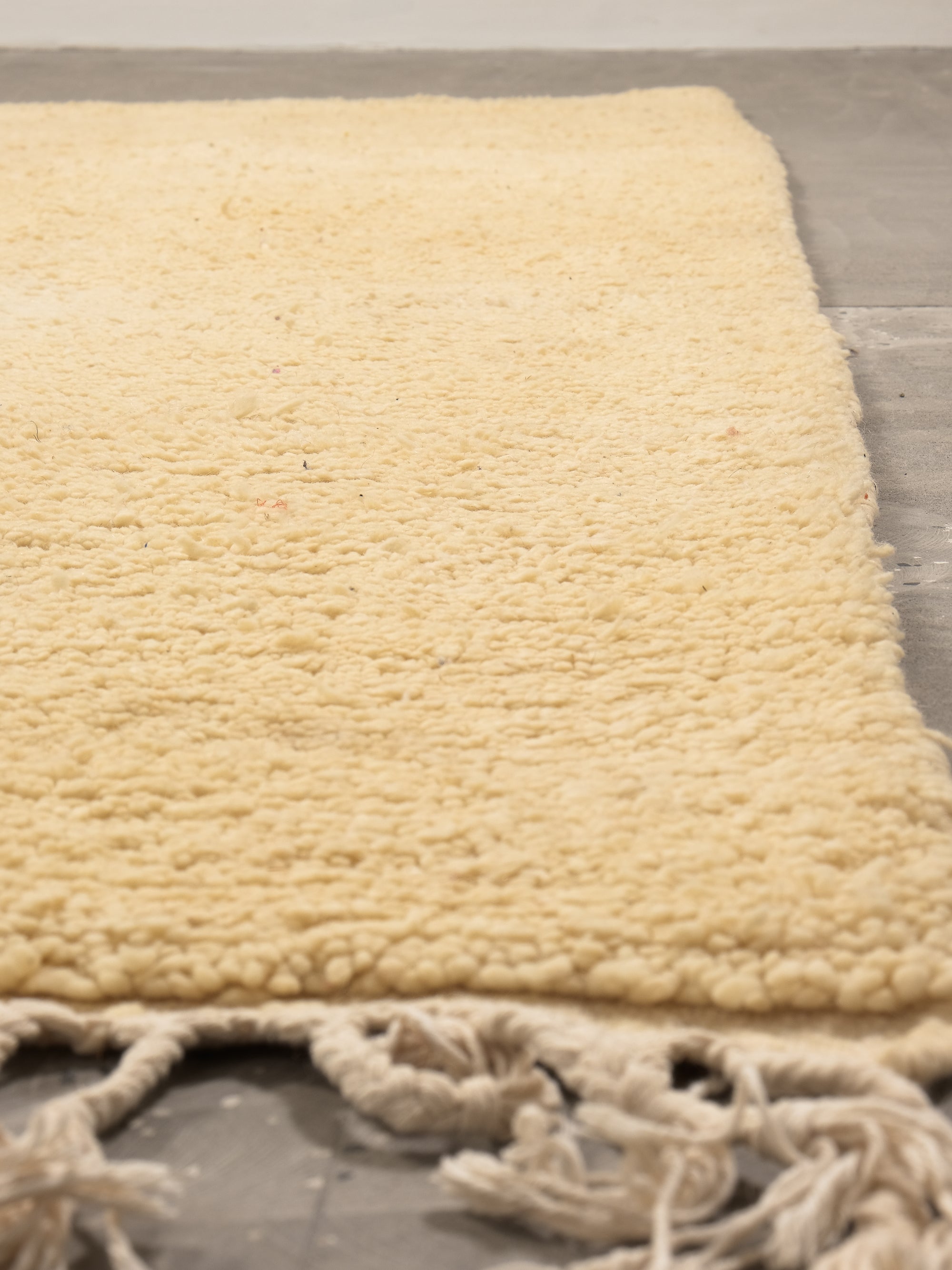 Moroccan Wool Rug | 270 x 207 cm