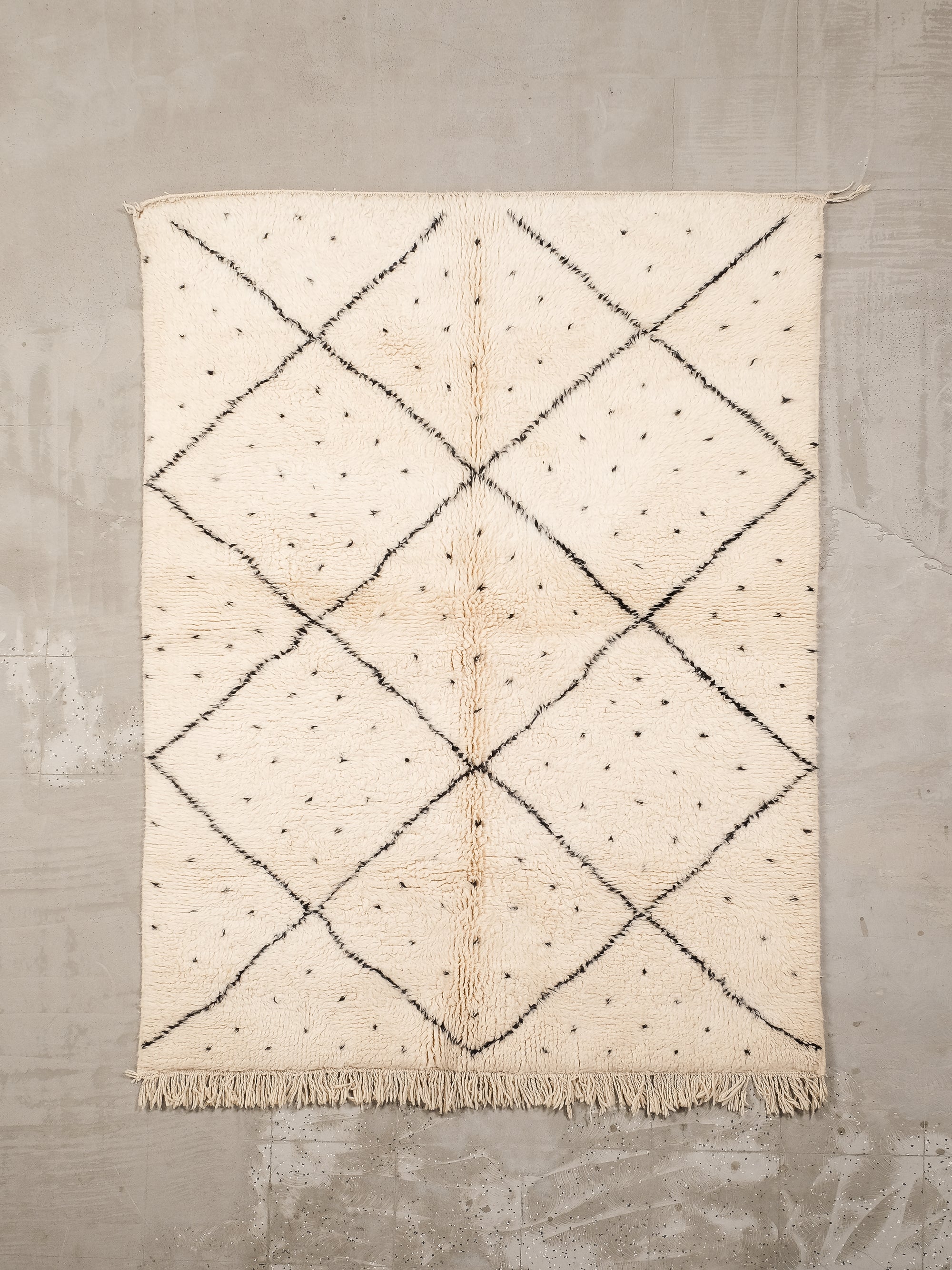 Moroccan Wool Rug | 232 x 164 cm