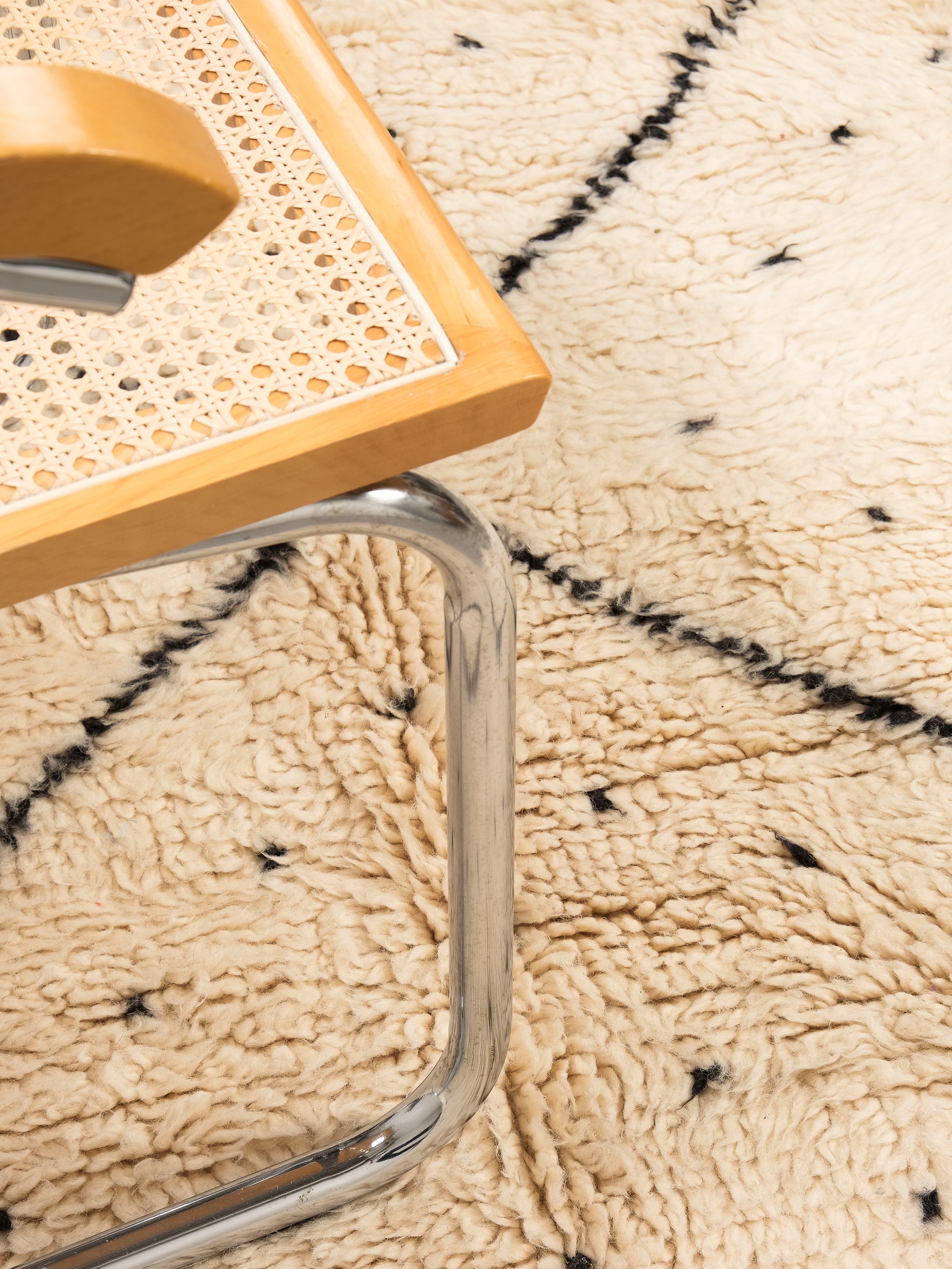 Moroccan Wool Rug | 232 x 164 cm