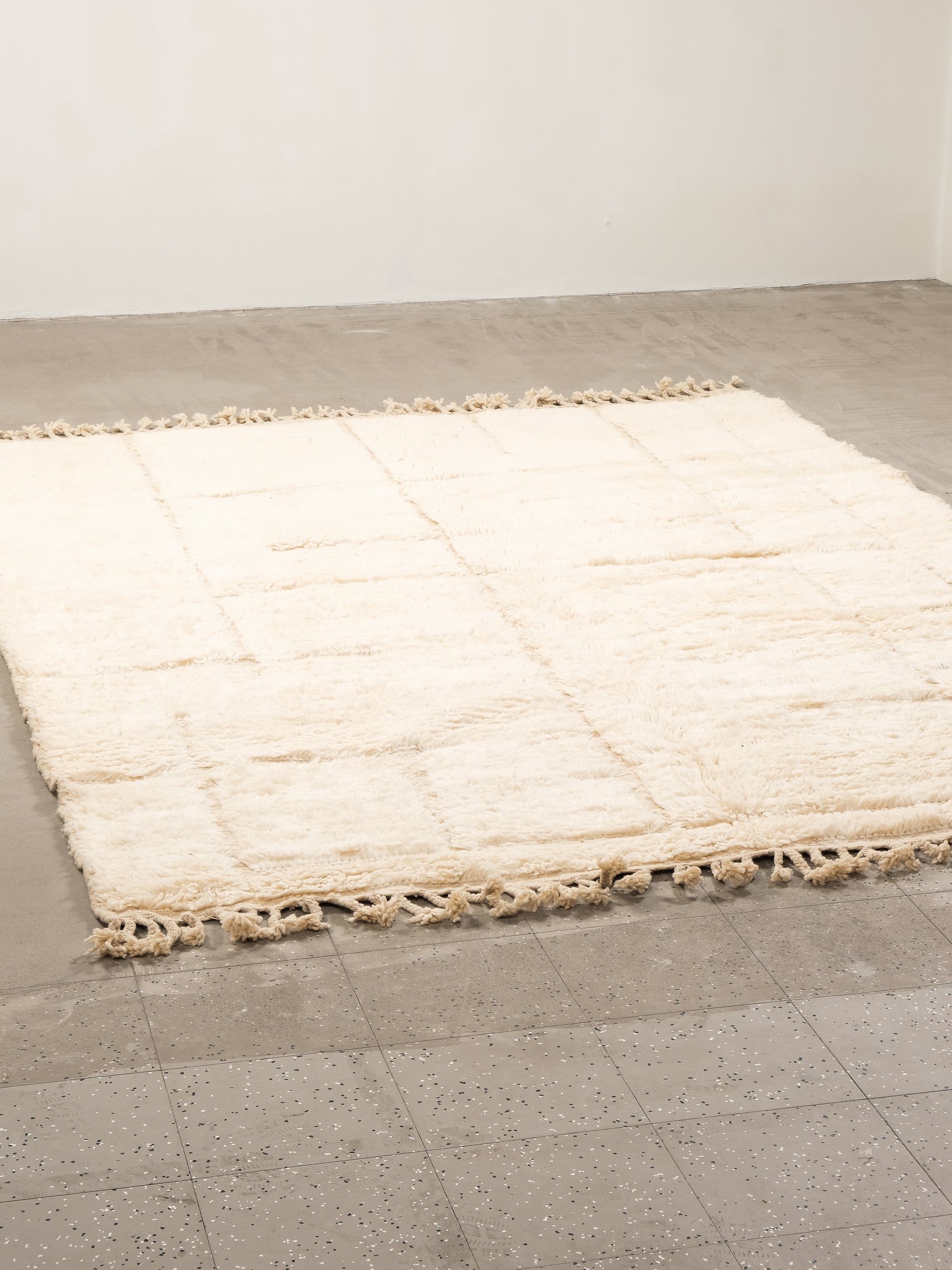 Moroccan Wool Rug | 303 x 224 cm