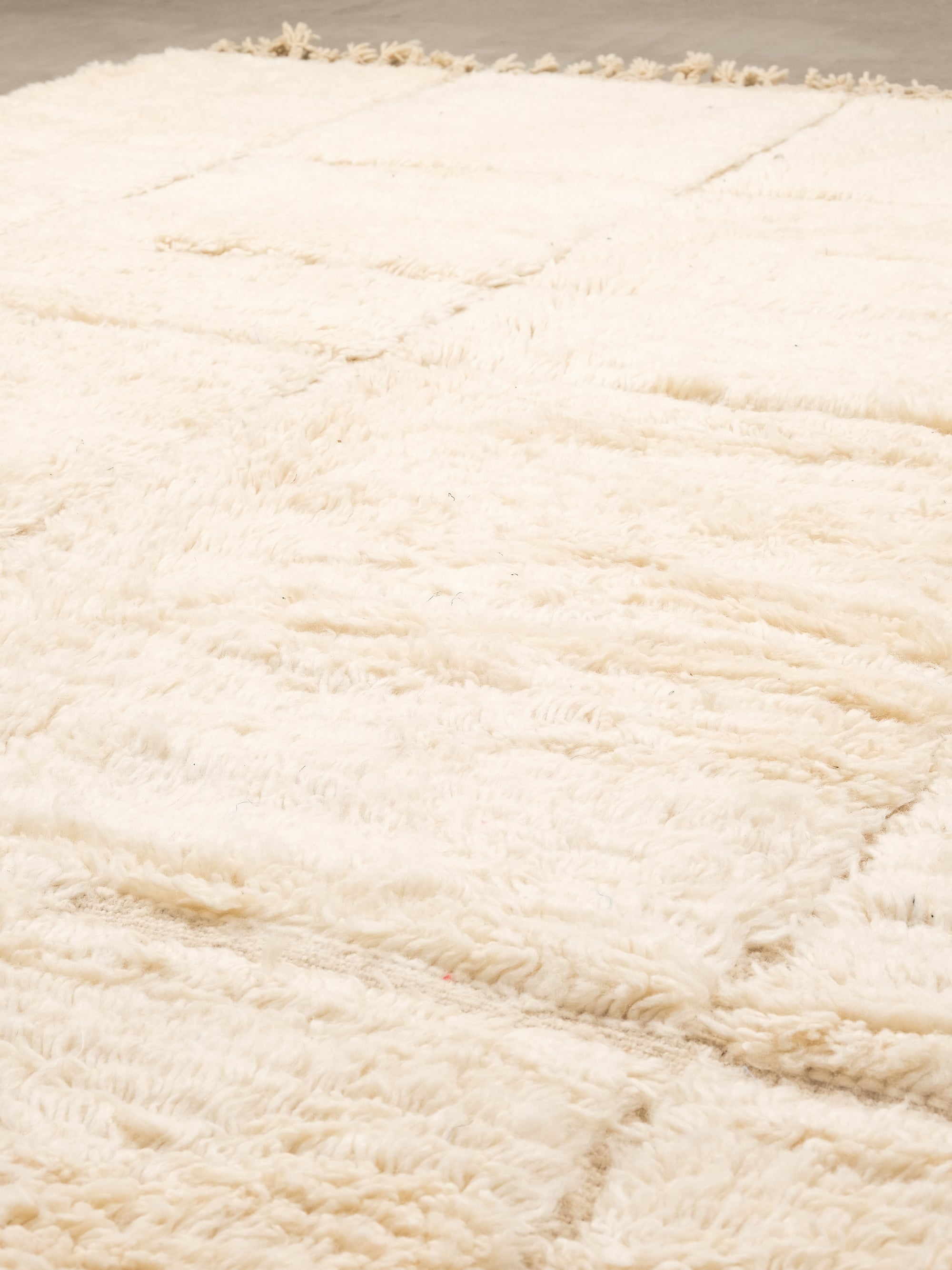 Moroccan Wool Rug | 303 x 224 cm