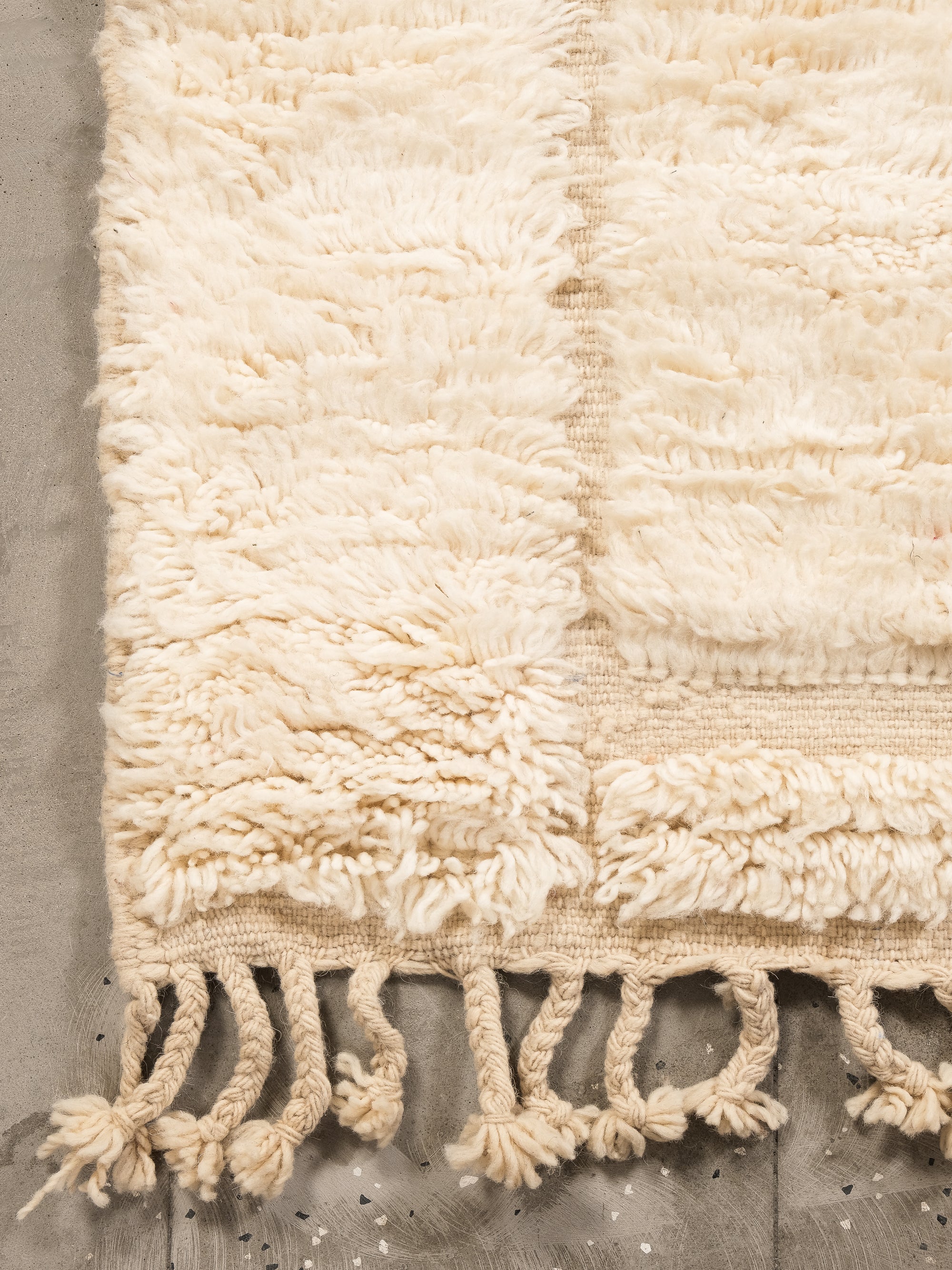 Moroccan Wool Rug | 303 x 224 cm