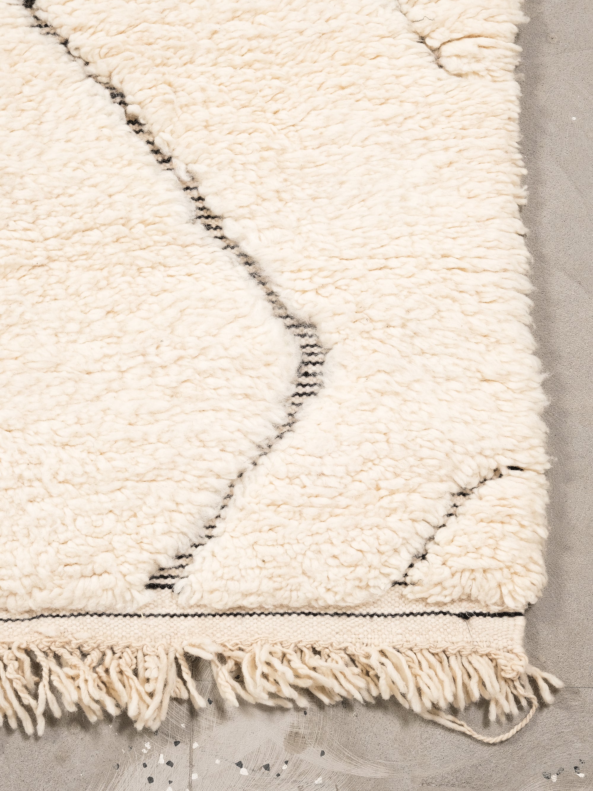 Moroccan Wool Rug | 244 x 155 cm