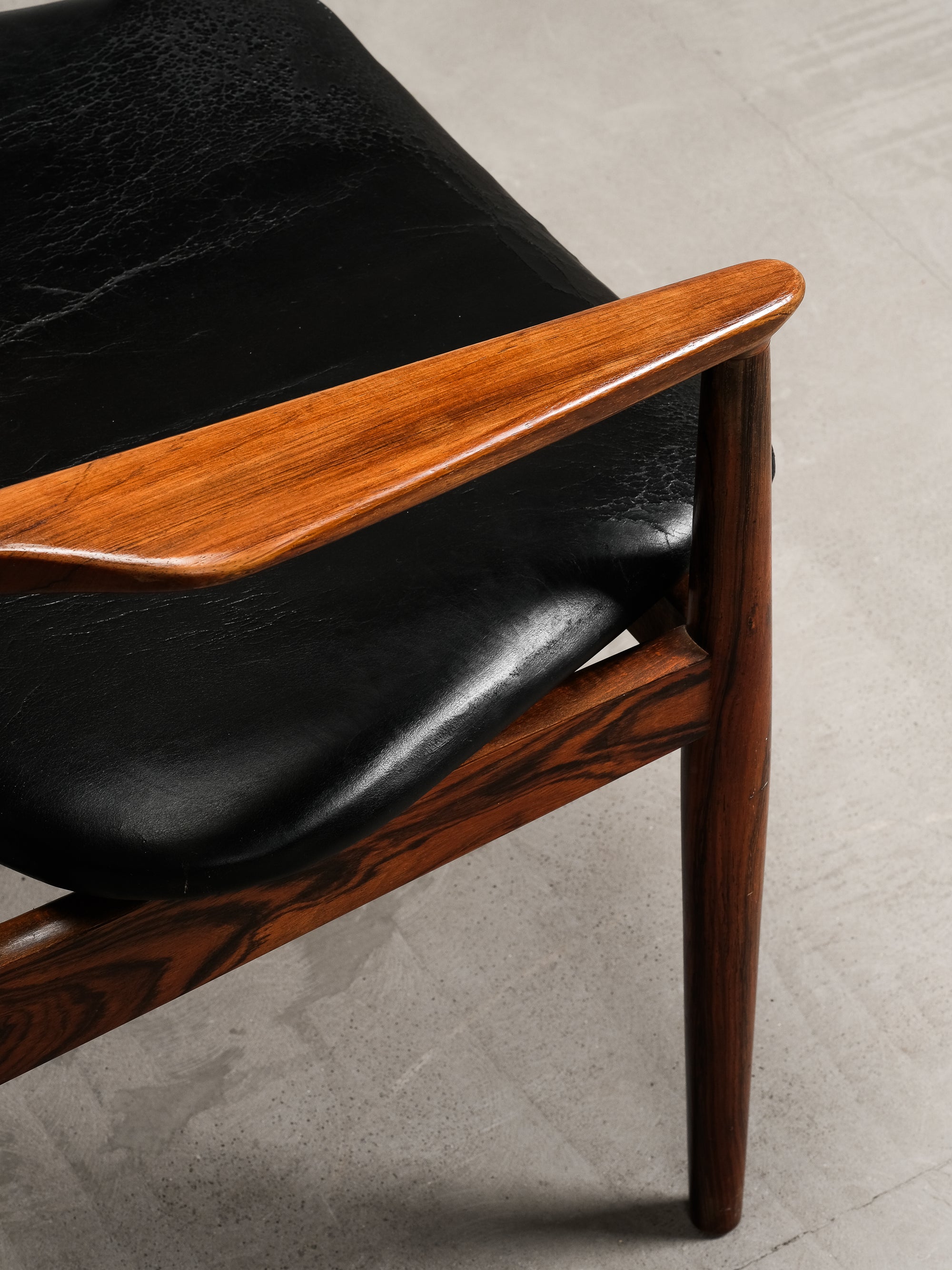 Model 62A Armchair in Black Leather and Rosewood by Arne Vodder, Denmark, 1960s