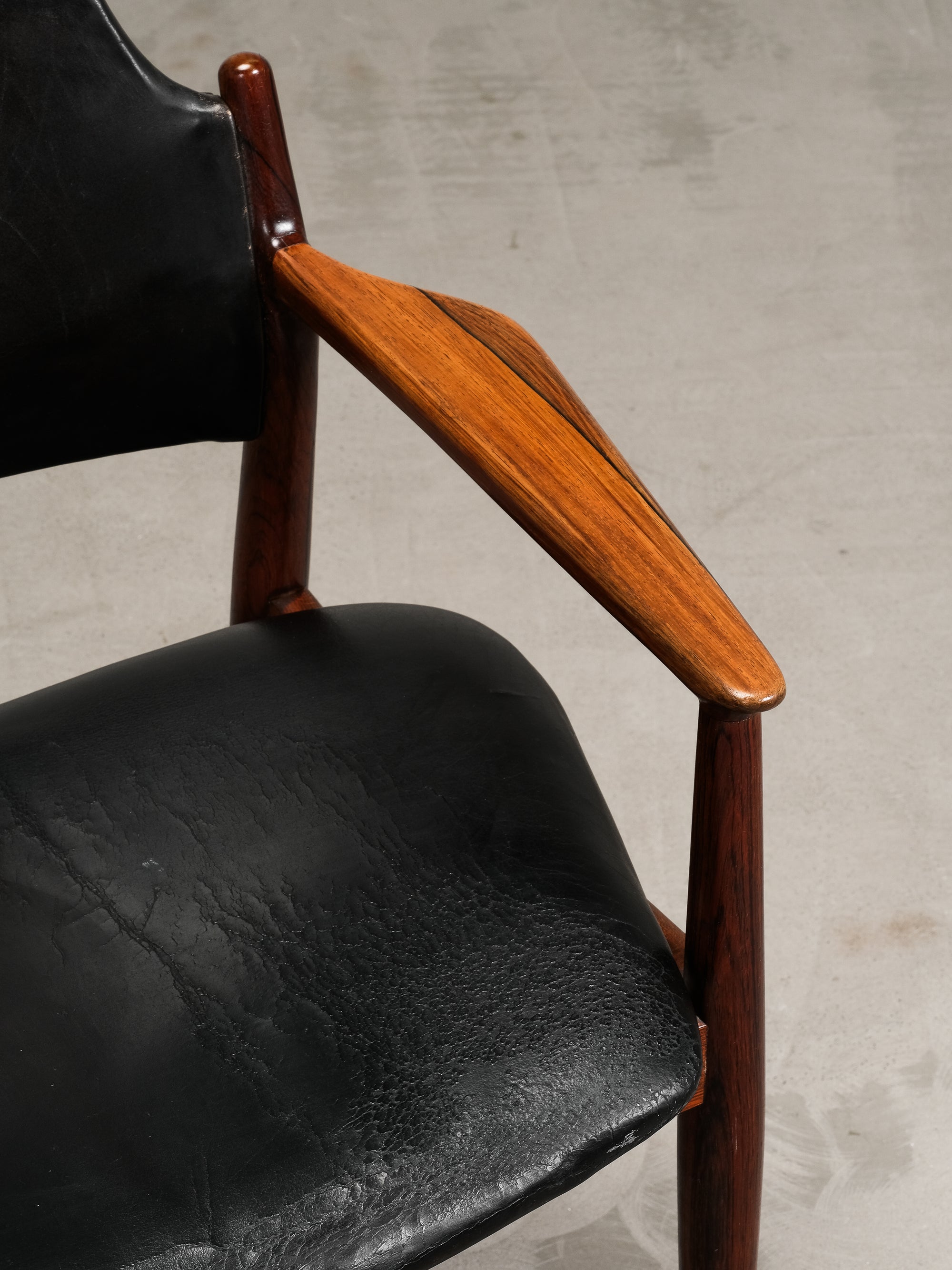 Model 62A Armchair in Black Leather and Rosewood by Arne Vodder, Denmark, 1960s