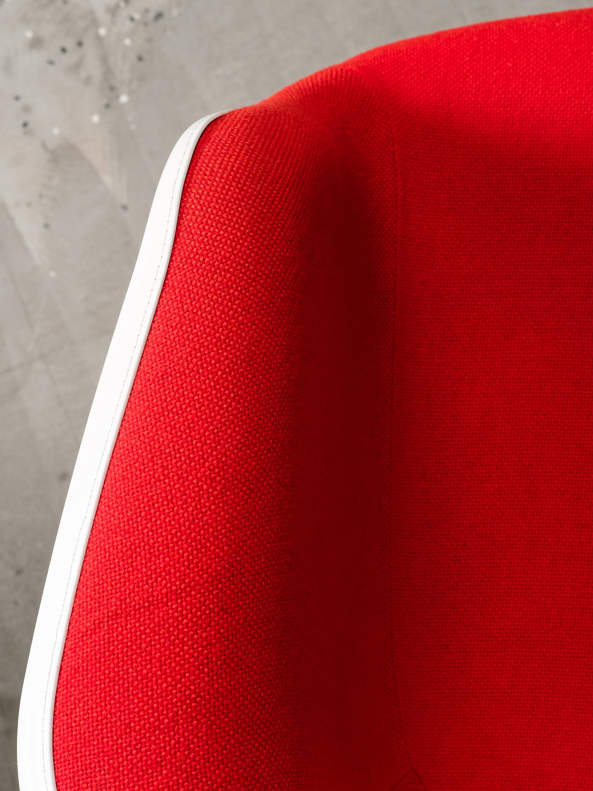 Charles & Ray Eames ‘DAR’ Plastic Armchairs, Vitra