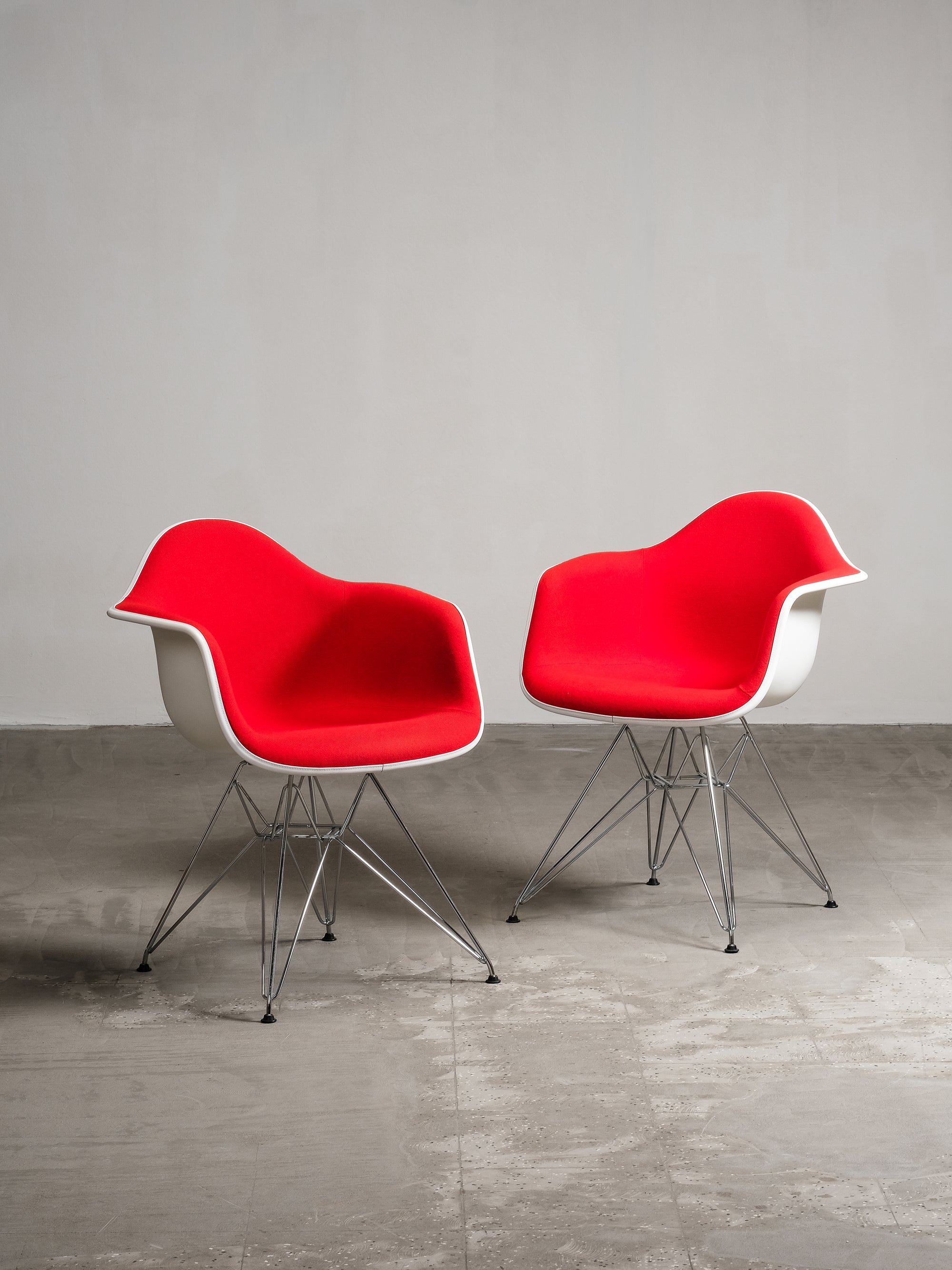 Charles & Ray Eames ‘DAR’ Plastic Armchairs, Vitra