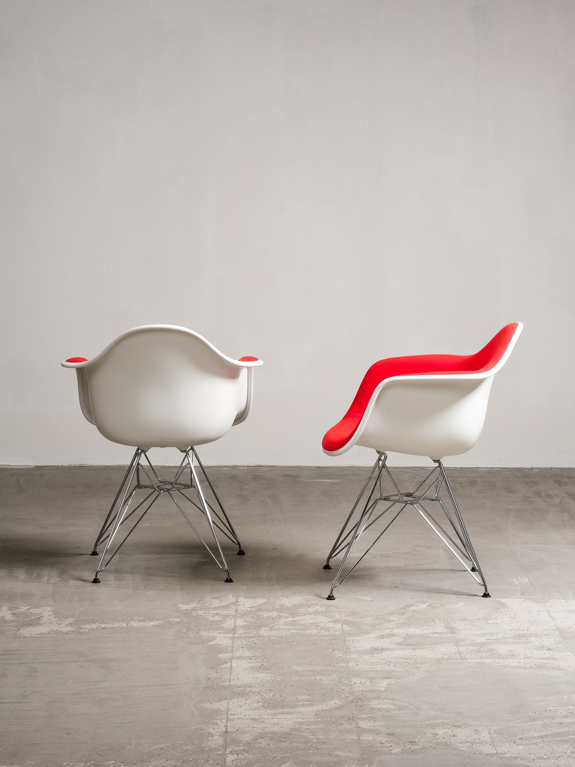 Charles & Ray Eames ‘DAR’ Plastic Armchairs, Vitra