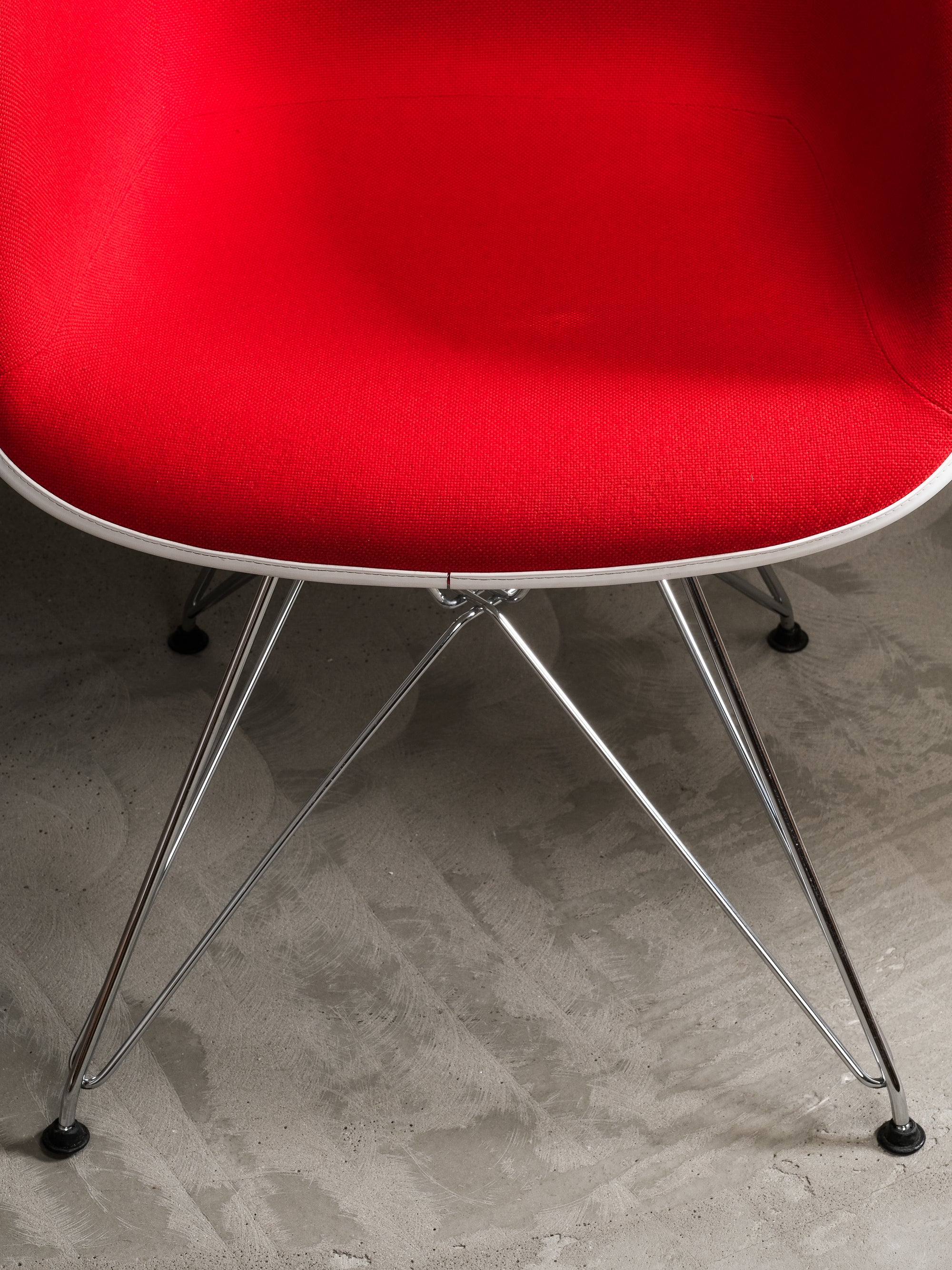 Charles & Ray Eames ‘DAR’ Plastic Armchairs, Vitra