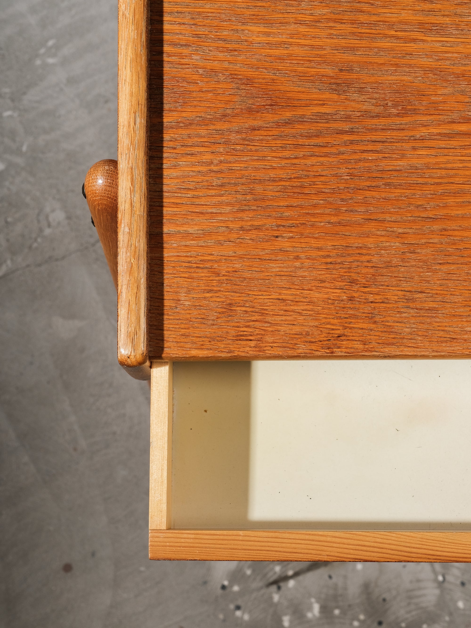 Oak Nightstands from AB Carlström & Co, Sweden, 1950s, Set of 2