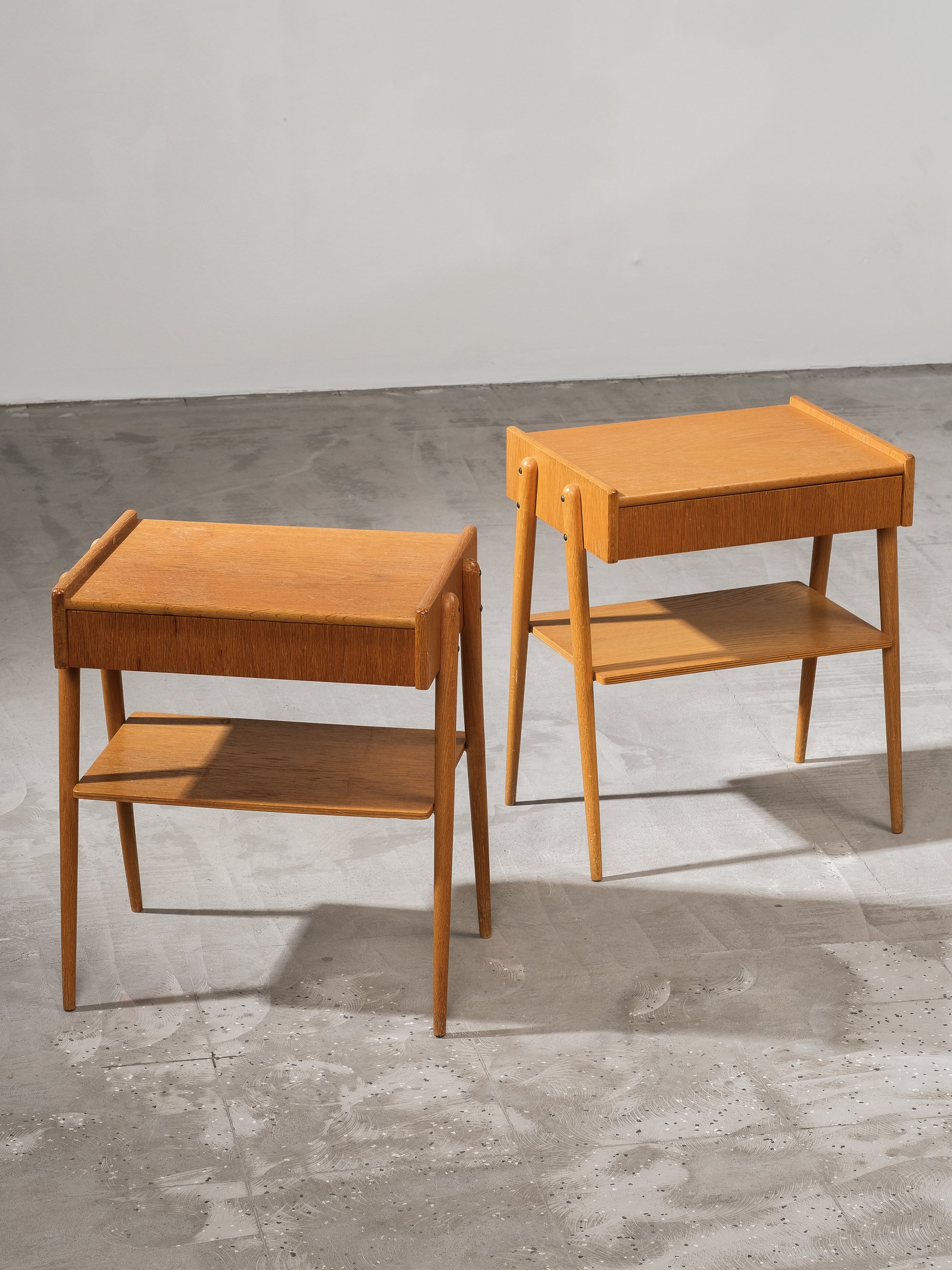 Oak Nightstands from AB Carlström & Co, Sweden, 1950s, Set of 2