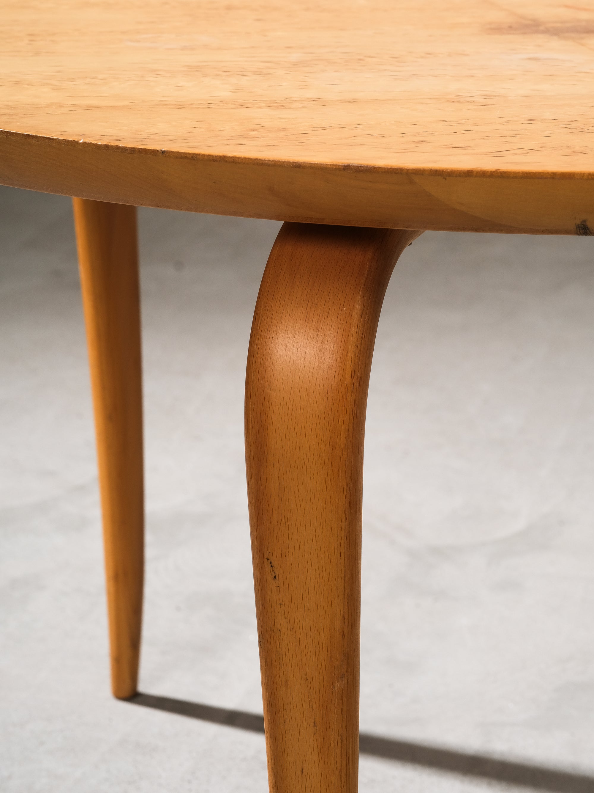 “Annika” Coffee Table in Masur Birch by Bruno Mathsson for Dux, Sweden
