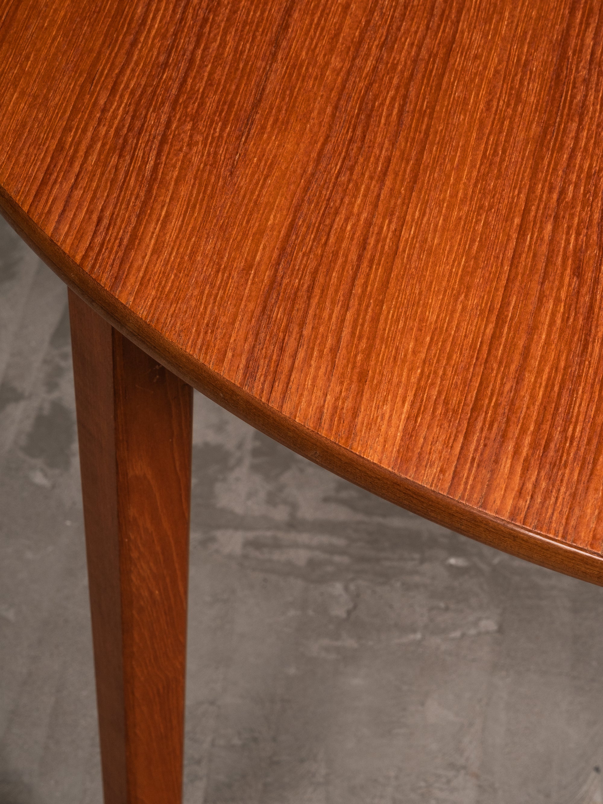 Round Extendable Teak Dining Table, Sweden, 1960s