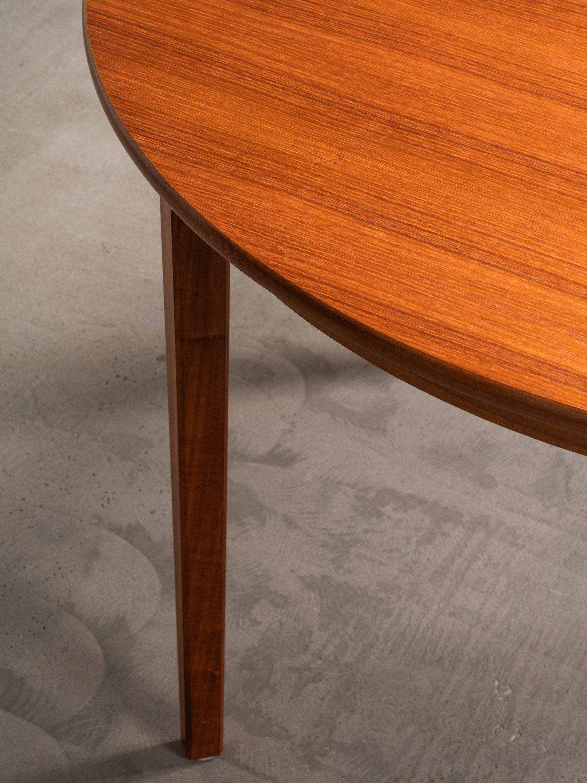 Round Extendable Teak Dining Table, Sweden, 1960s