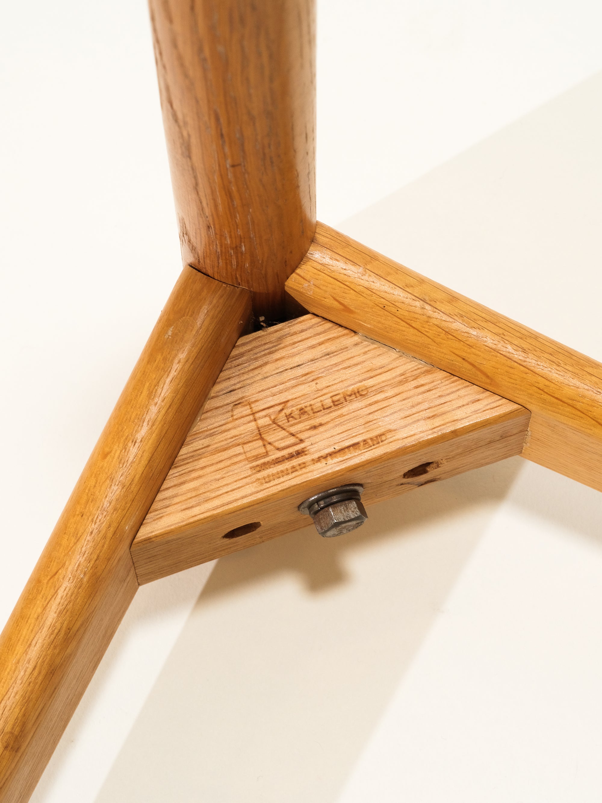 Solid Oak Coffee/Tray Table by Gunnar Myrstrand for Källemo, Sweden, 1960s
