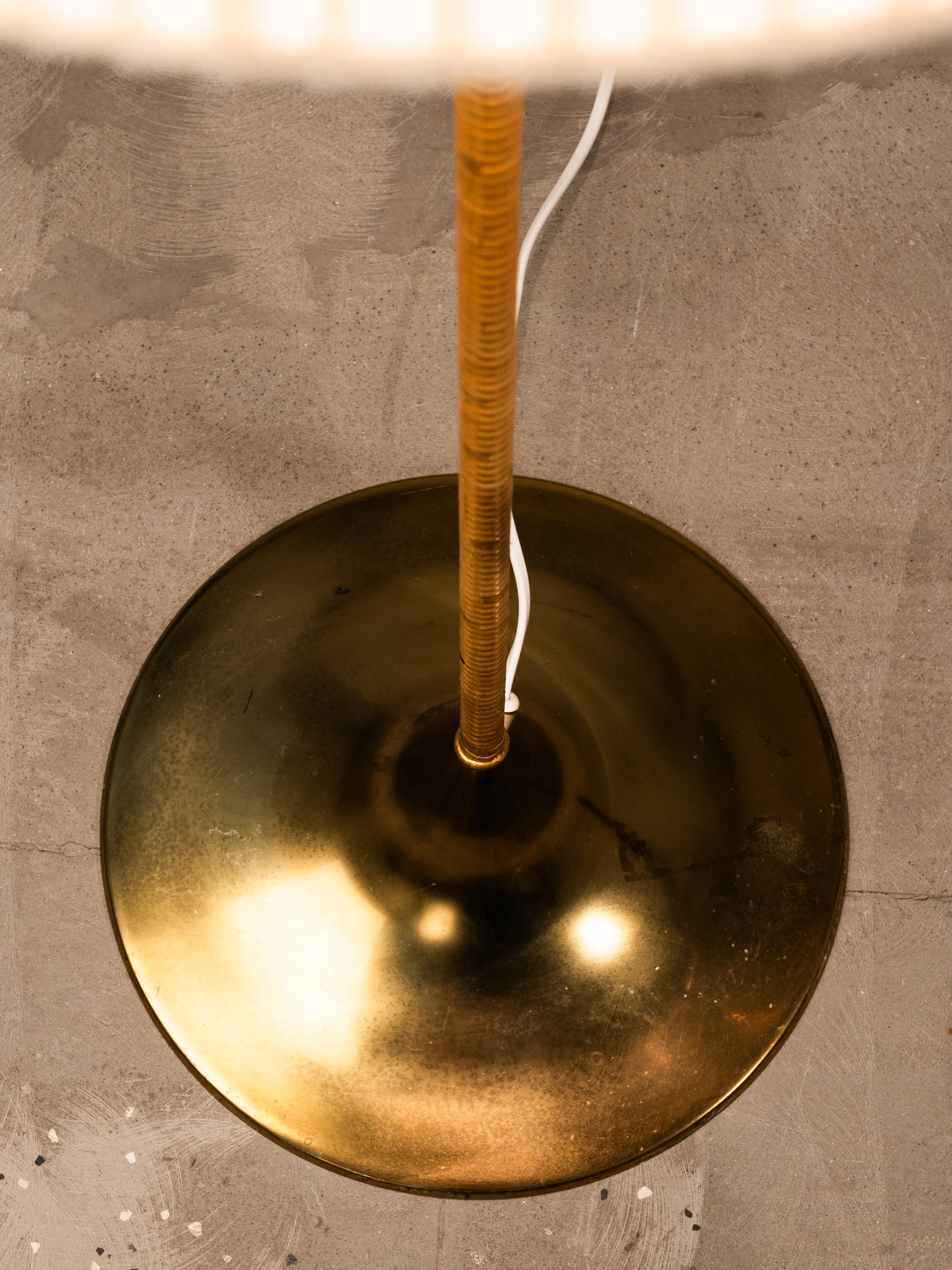 Finnish Mid-Century Modern Floor Lamp in Brass and Wrapped Birch