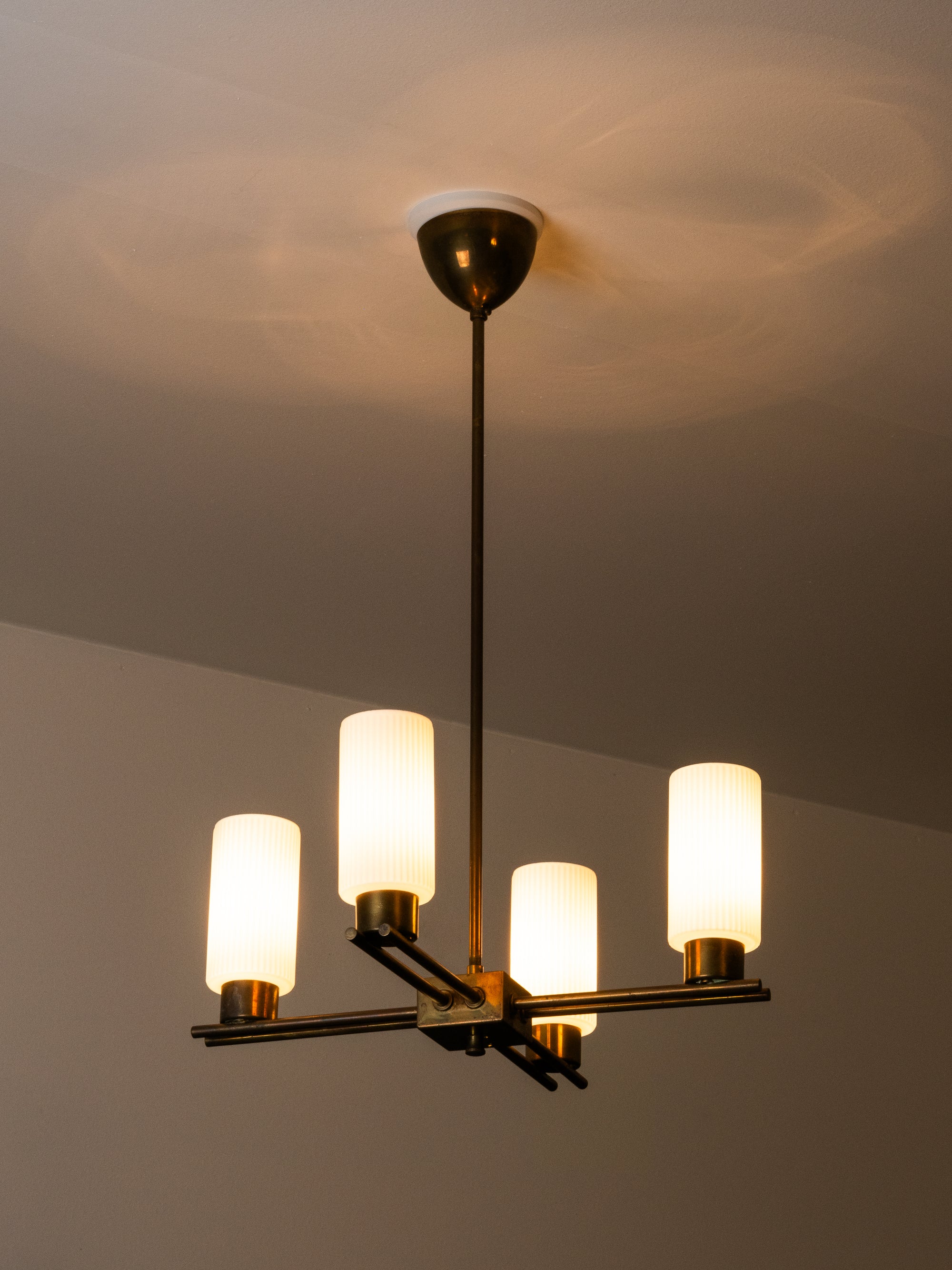 Brass &amp; Glass Chandelier Model ER 174 by Itsu, Finland, 1950s