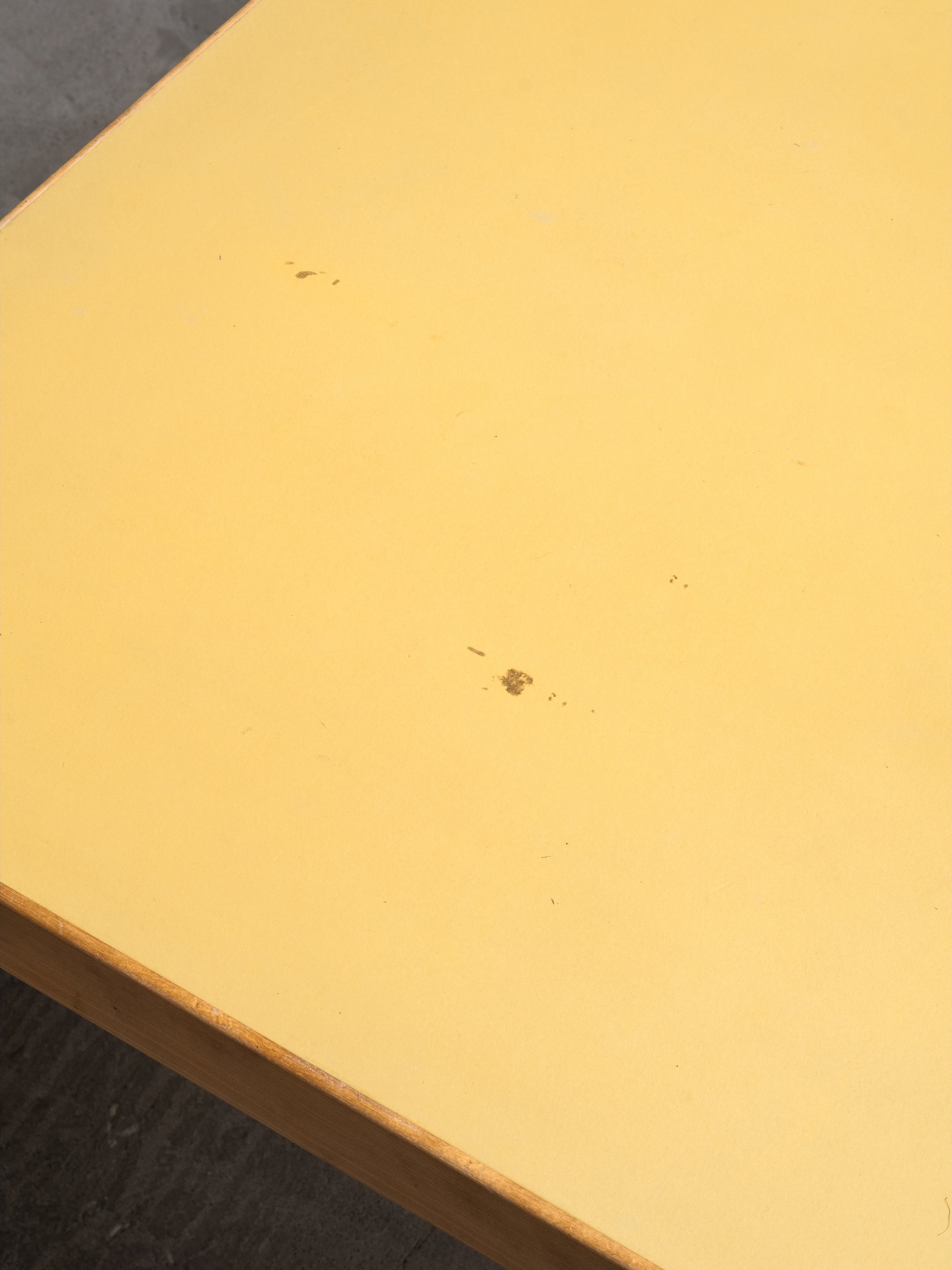 Mid-Century Model 82 Table with Yellow Linoleum by Alvar Aalto, Artek, Finland