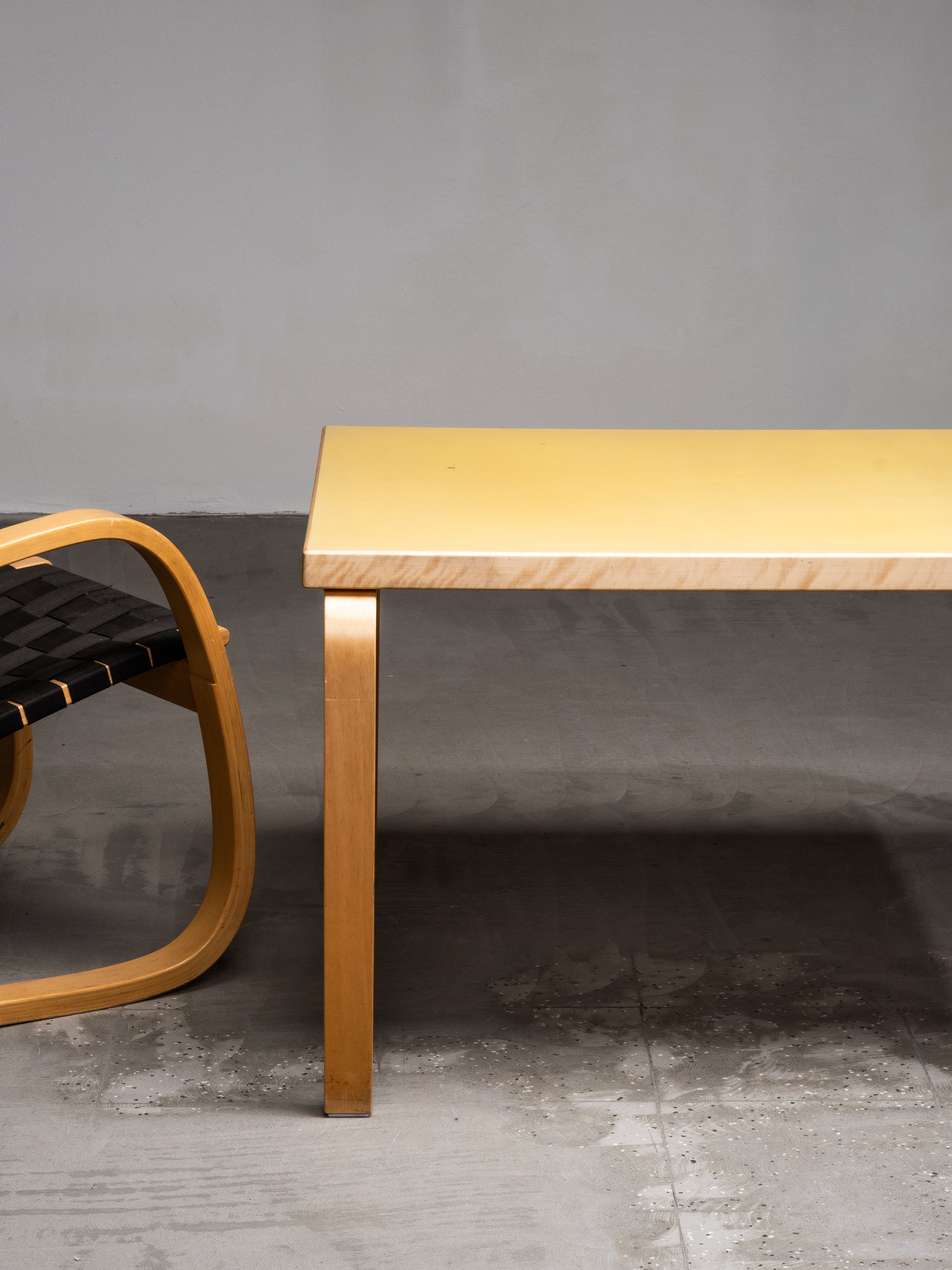 Mid-Century Model 82 Table with Yellow Linoleum by Alvar Aalto, Artek, Finland