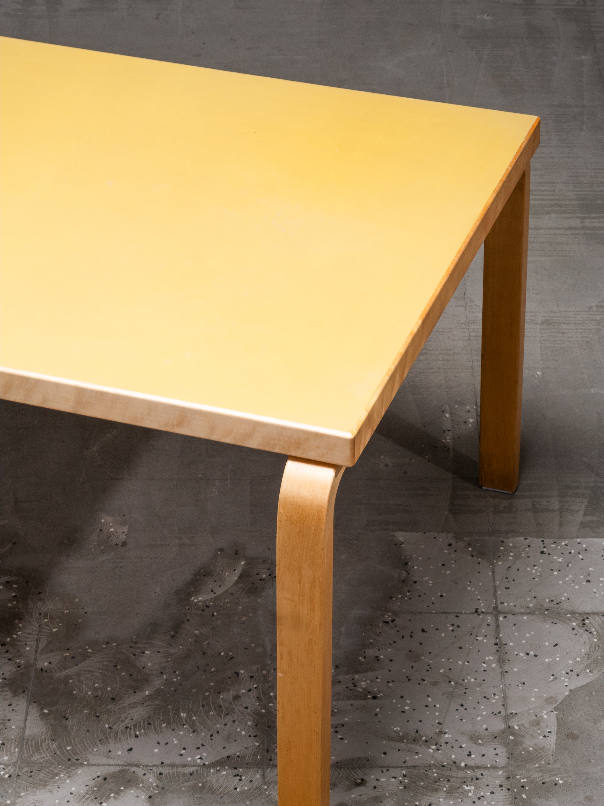 Mid-Century Model 82 Table with Yellow Linoleum by Alvar Aalto, Artek, Finland