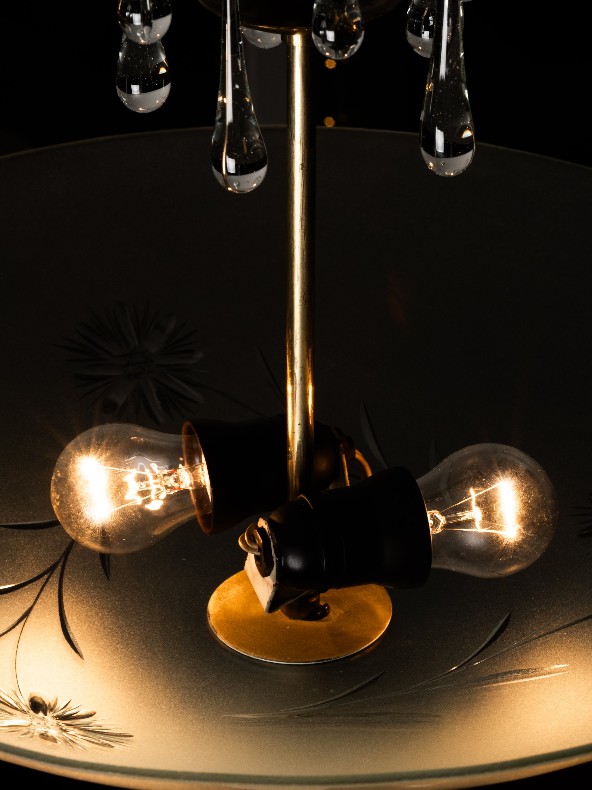Mid-Century Brass and Glass Chandelier Model 2517 by Valinte, Finland