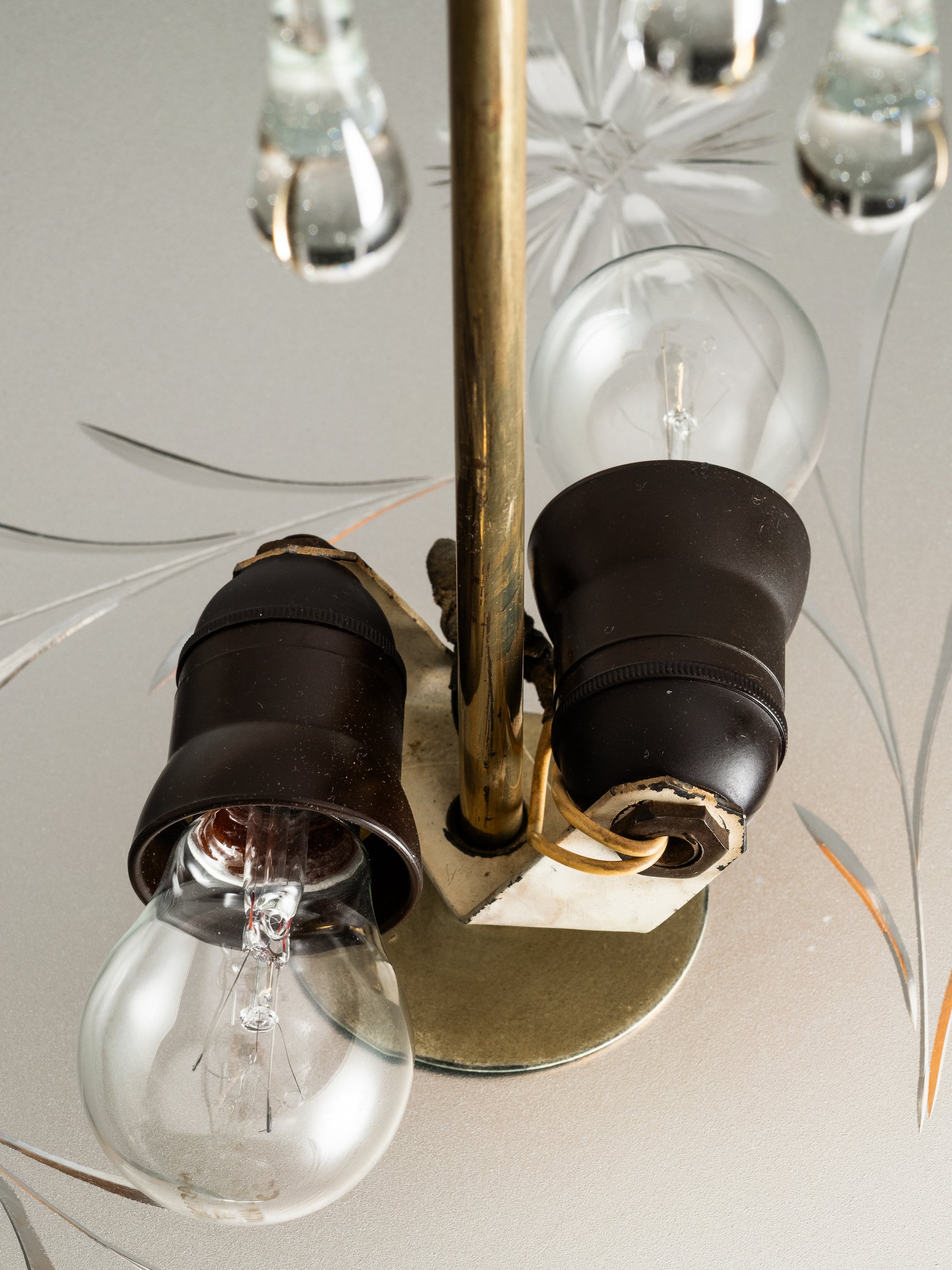 Mid-Century Brass and Glass Chandelier Model 2517 by Valinte, Finland