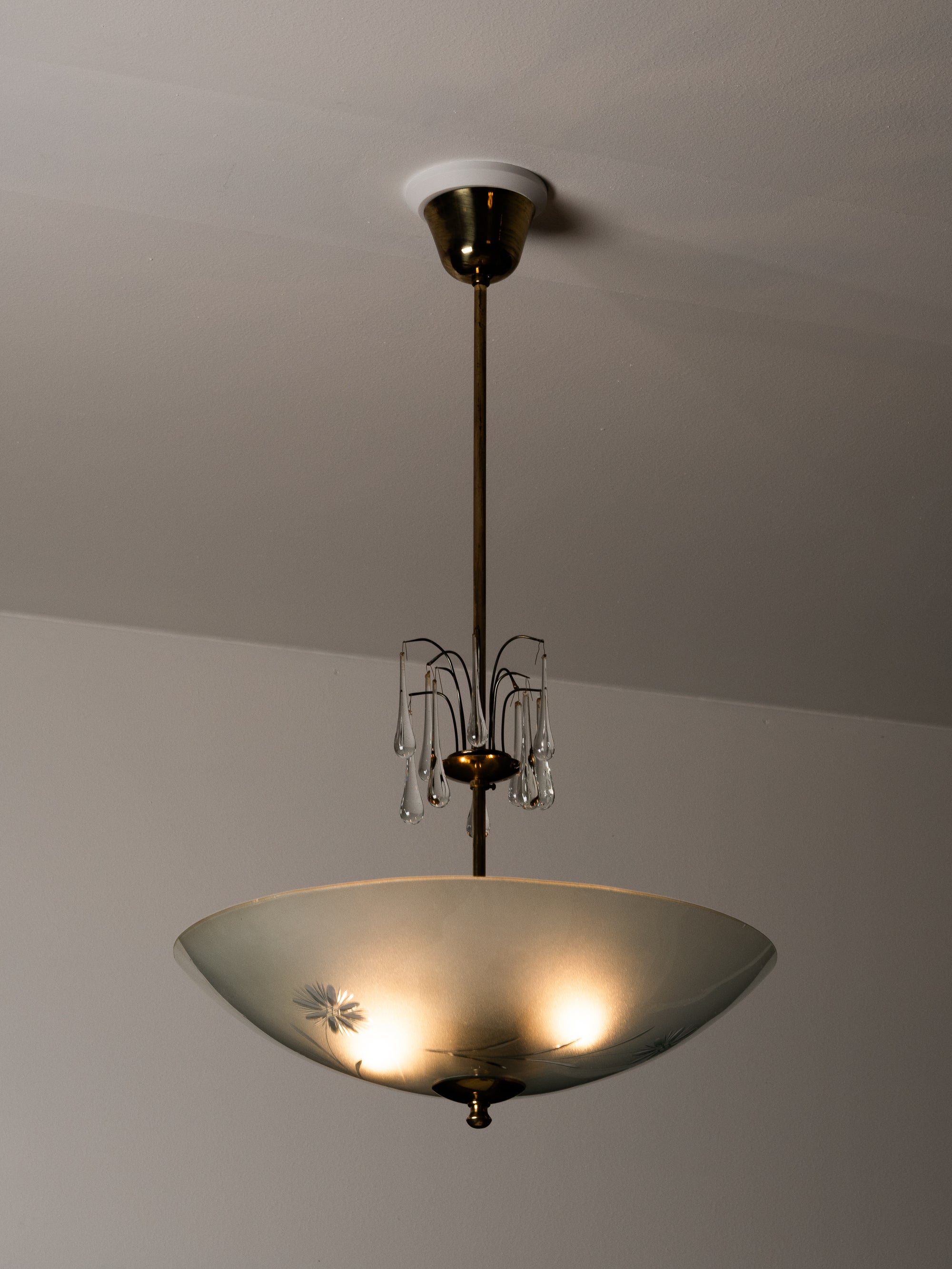 Mid-Century Brass and Glass Chandelier Model 2517 by Valinte, Finland