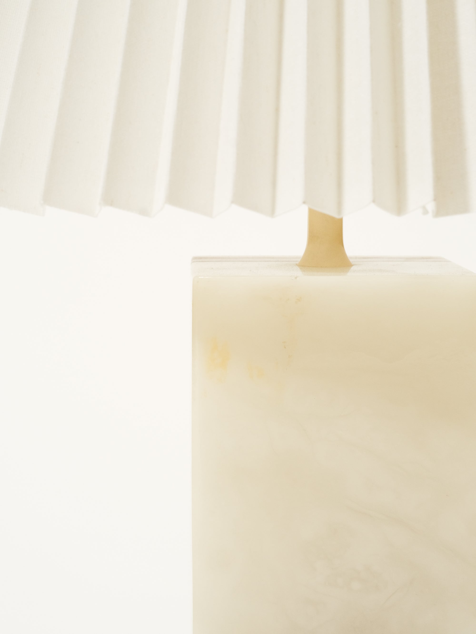 Italian Alabaster Table Lamp by Scaglione, 1960s