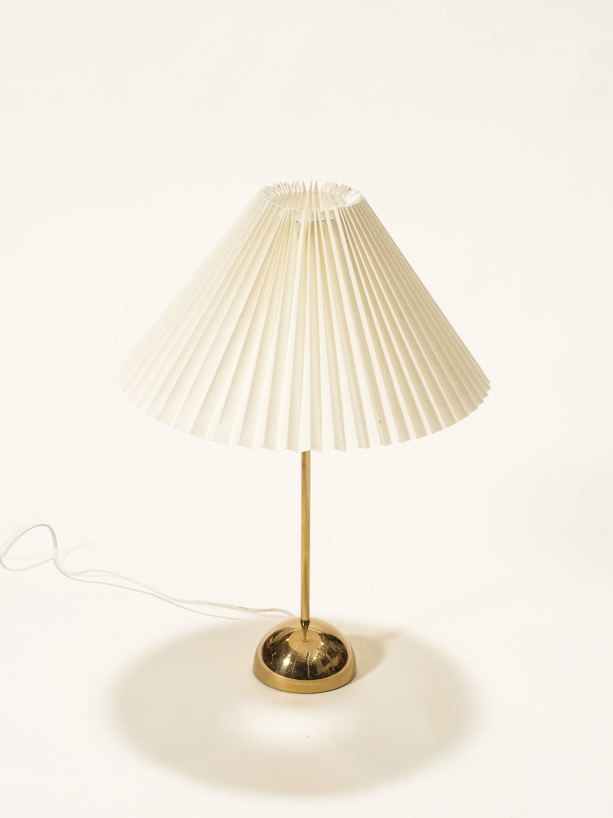 Mid-Century &#39;B-04&#39; Brass Table Lamp by Bergboms, Sweden
