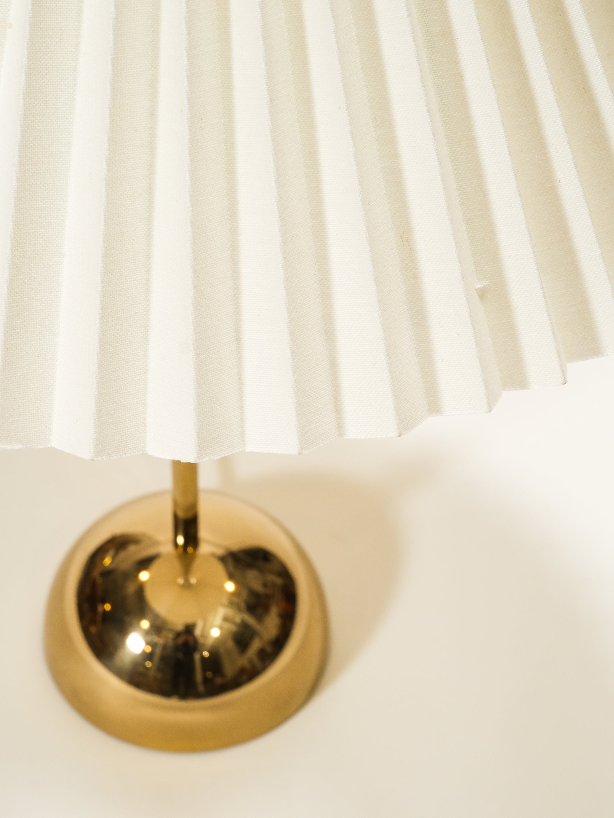 Mid-Century &#39;B-04&#39; Brass Table Lamp by Bergboms, Sweden