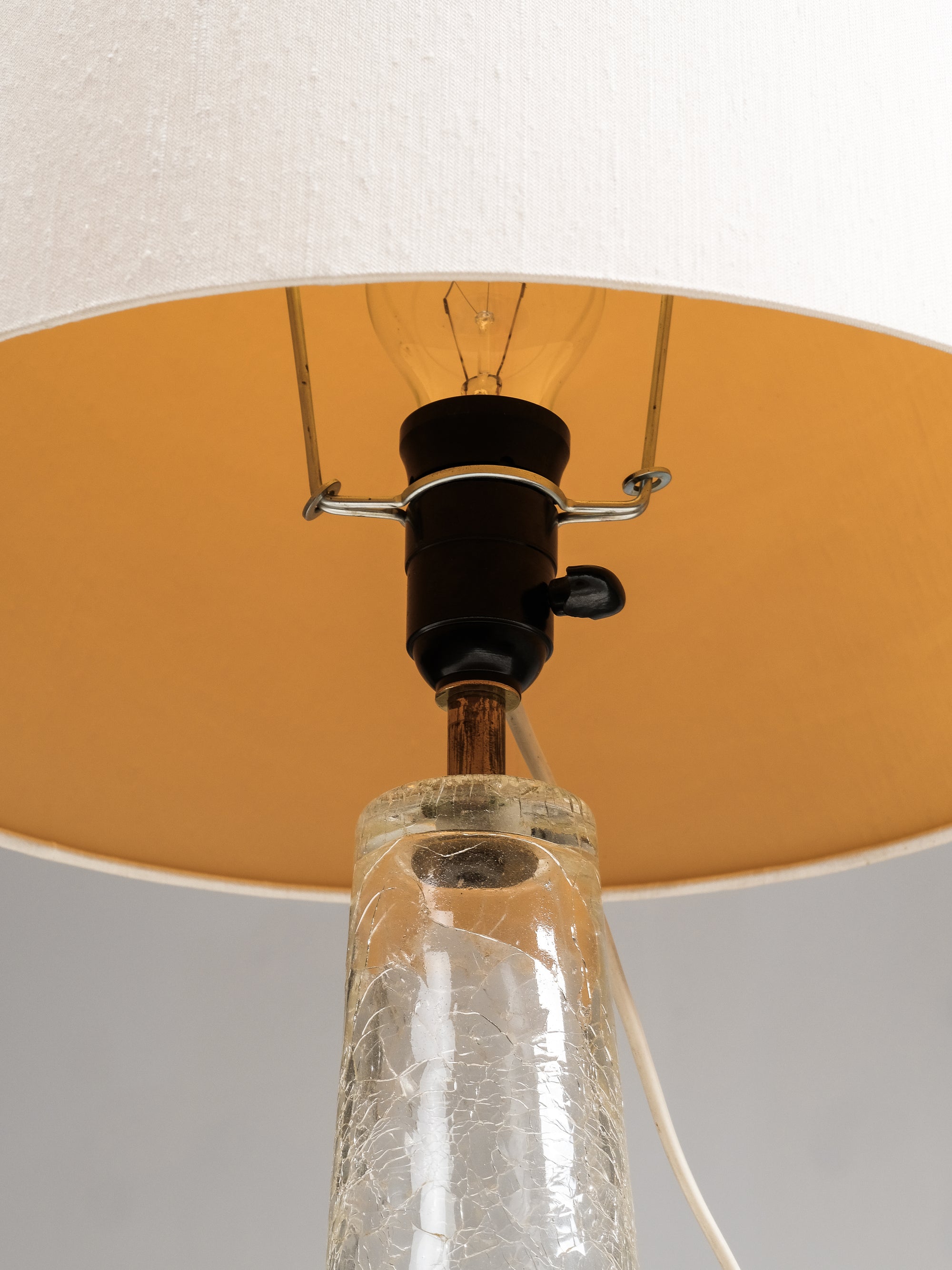Mid-Century Modern Crackle Glass &amp; Brass Table Lamp by Stockmann, Finland, 1960s