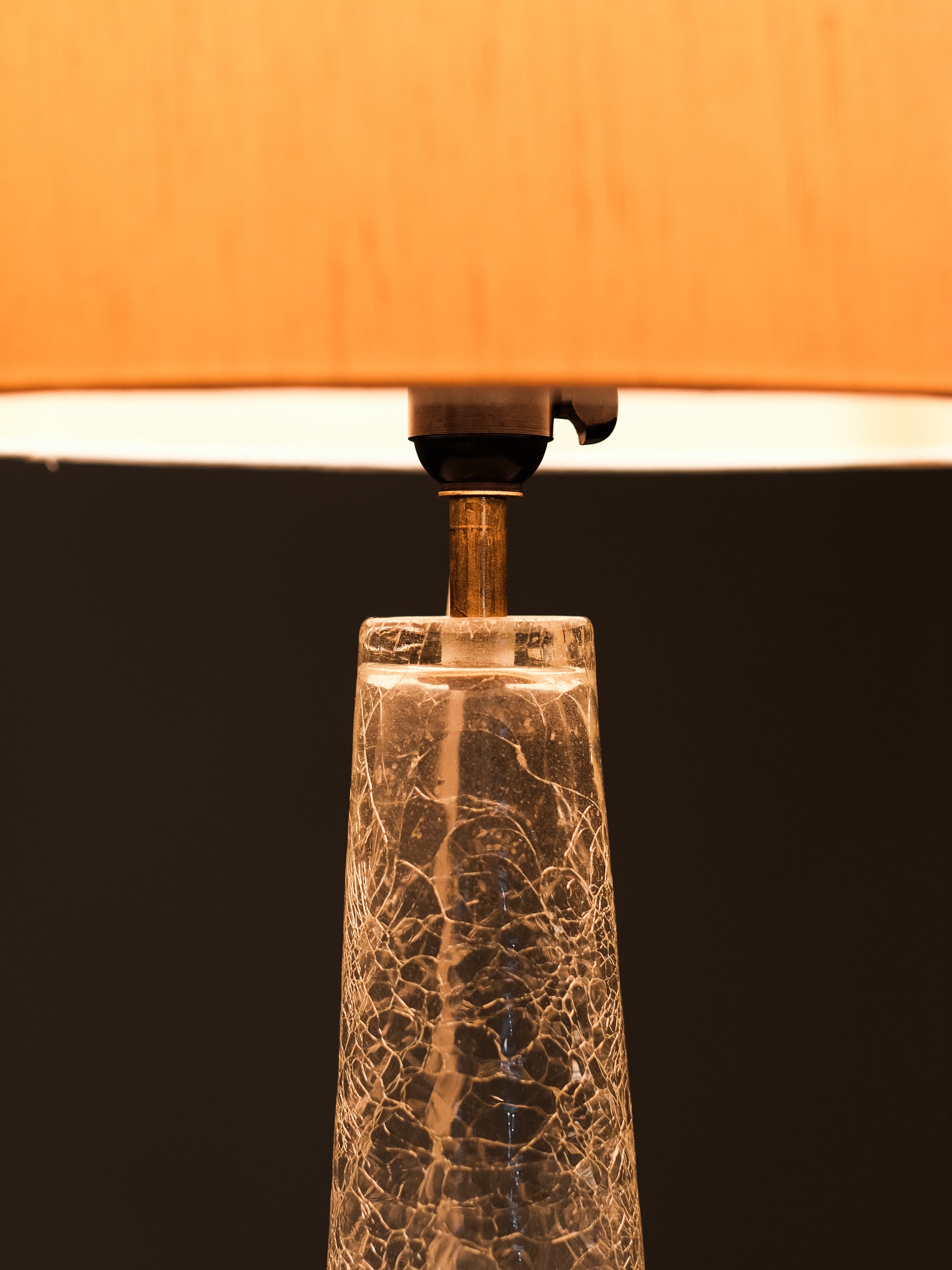 Mid-Century Modern Crackle Glass &amp; Brass Table Lamp by Stockmann, Finland, 1960s