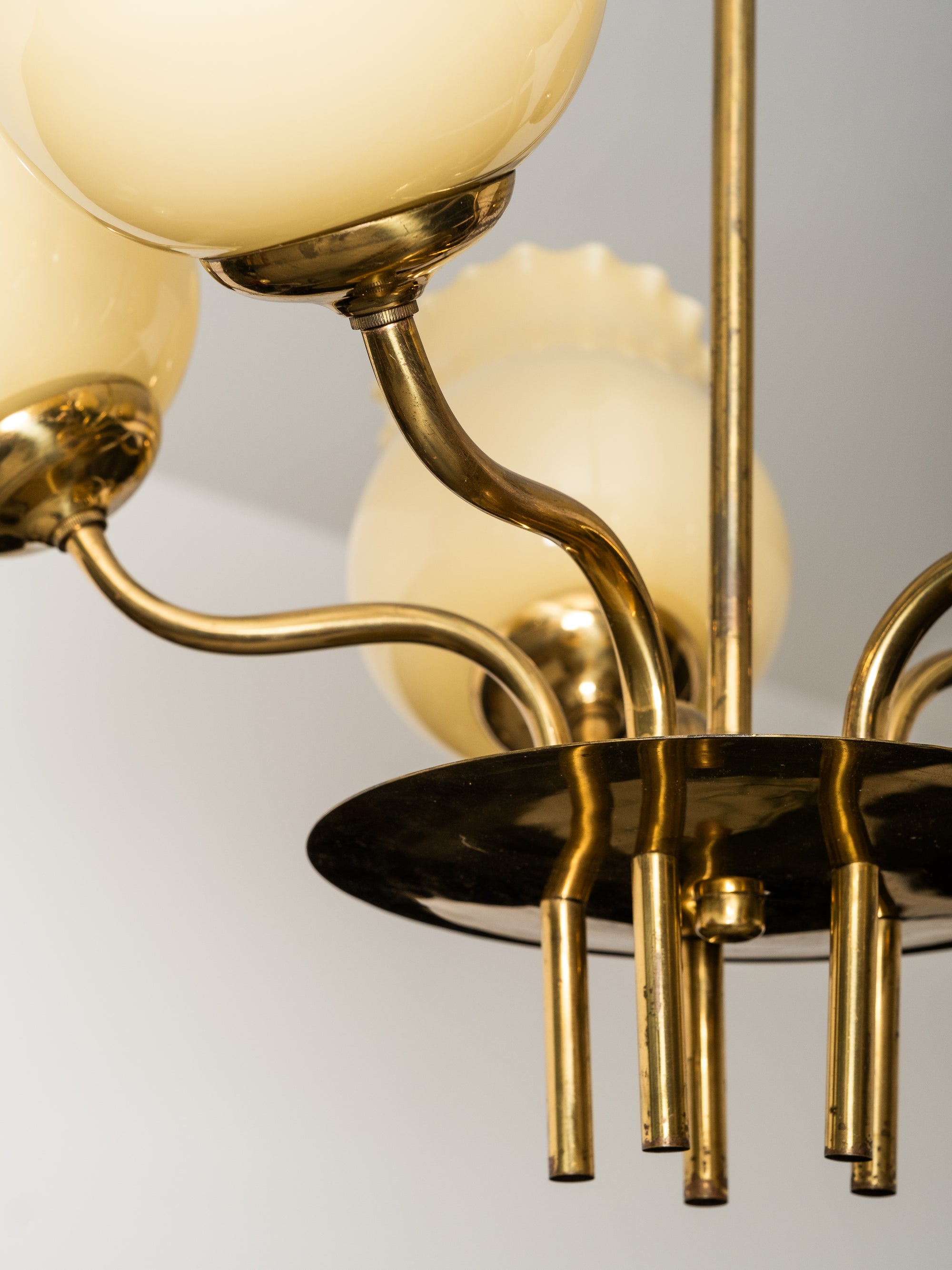 Mid-Century Modern Brass and Opaline Glass Chandelier by Itsu, Finland, 1950s