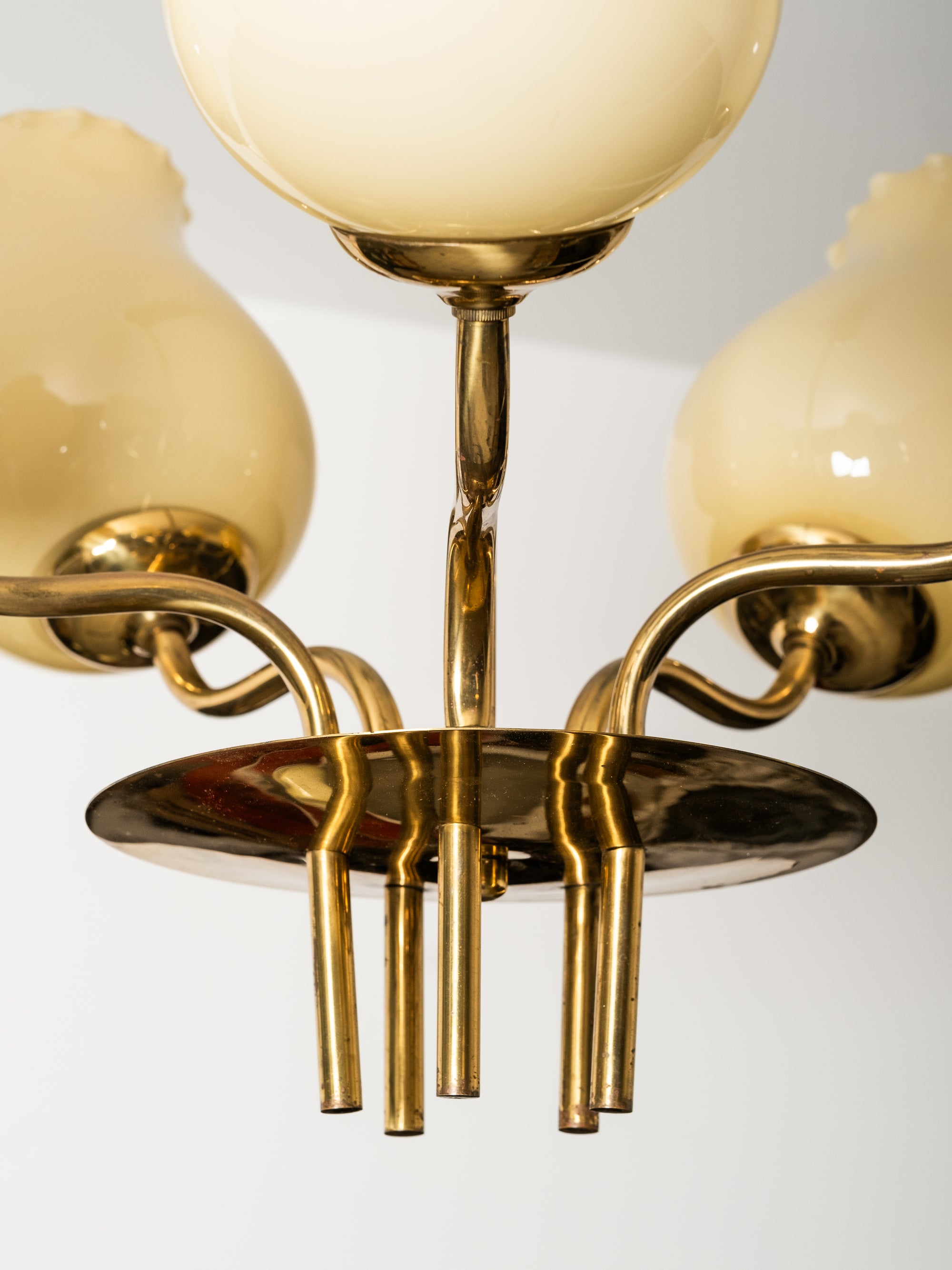 Mid-Century Modern Brass and Opaline Glass Chandelier by Itsu, Finland, 1950s