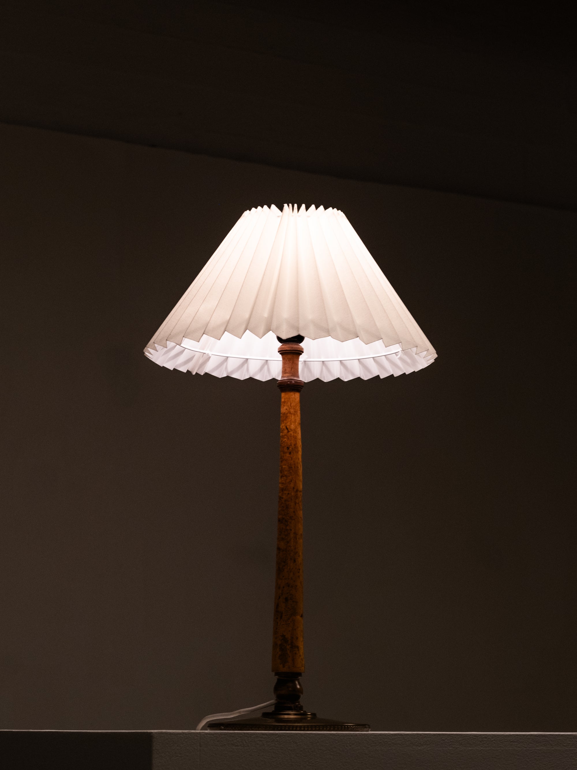 Burl Wood and Brass Table Lamp, Finland, 1940s