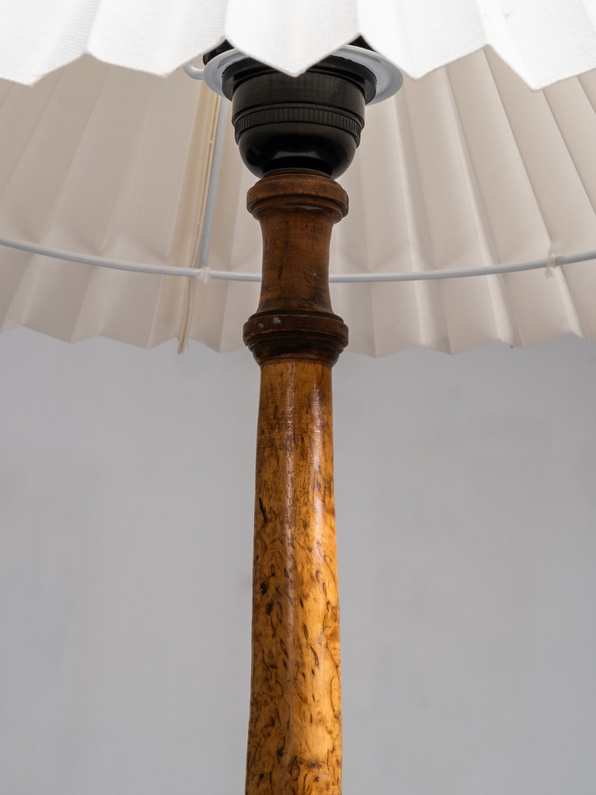 Burl Wood and Brass Table Lamp, Finland, 1940s