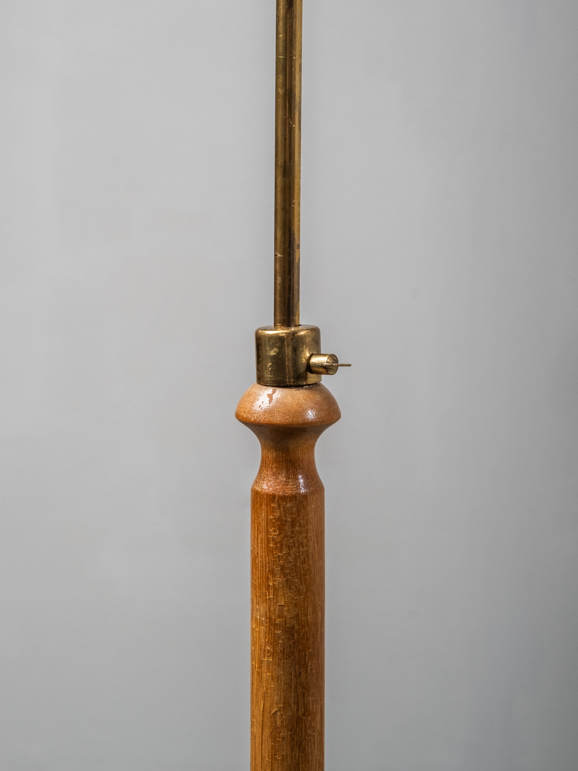 Finnish Functionalist Birch &amp; Brass Floor Lamp, 1940s