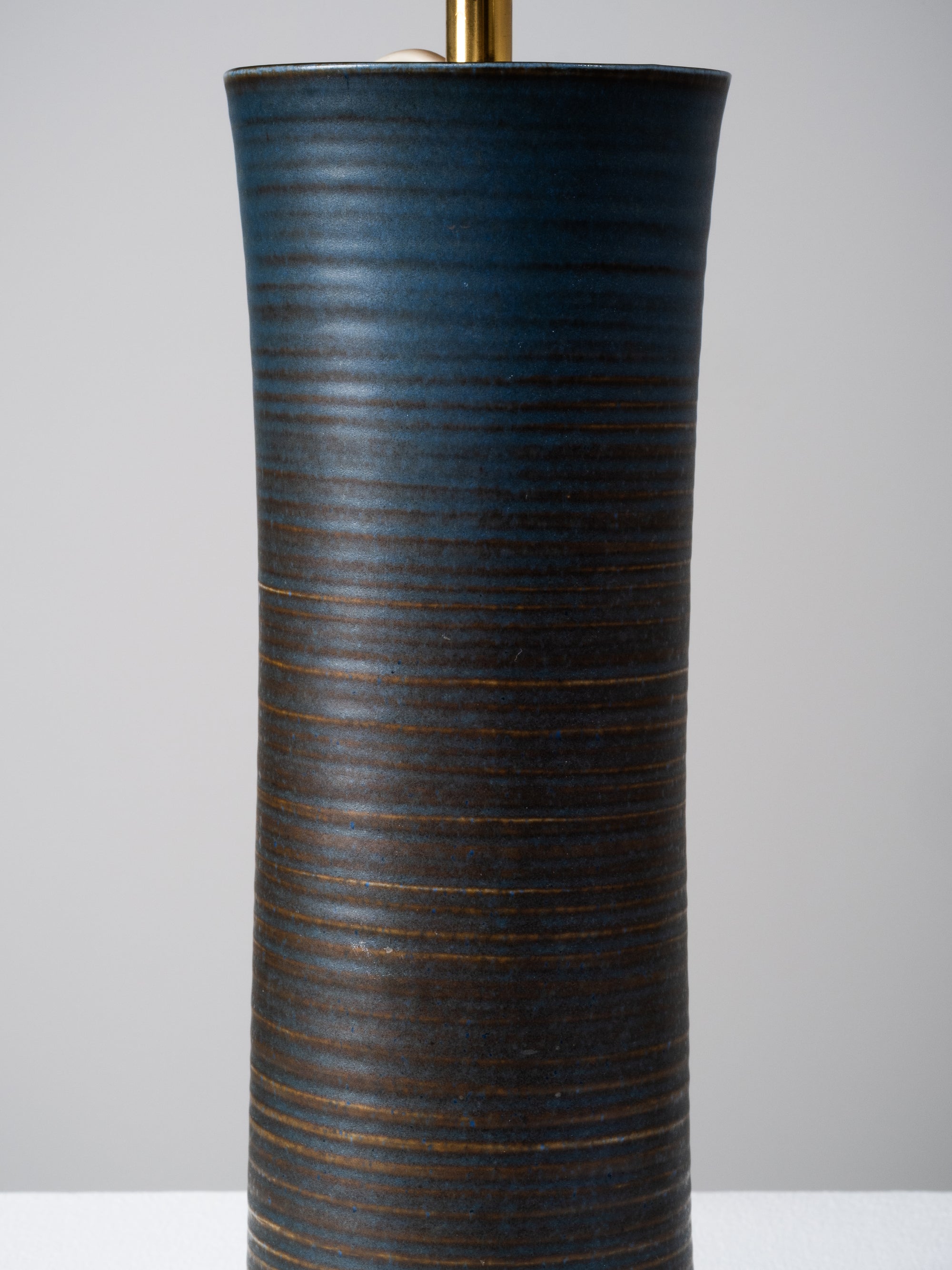 Wheel-Turned Ceramic Table Lamp by Annikki Hovisaari, Arabia, Finland, 1960s