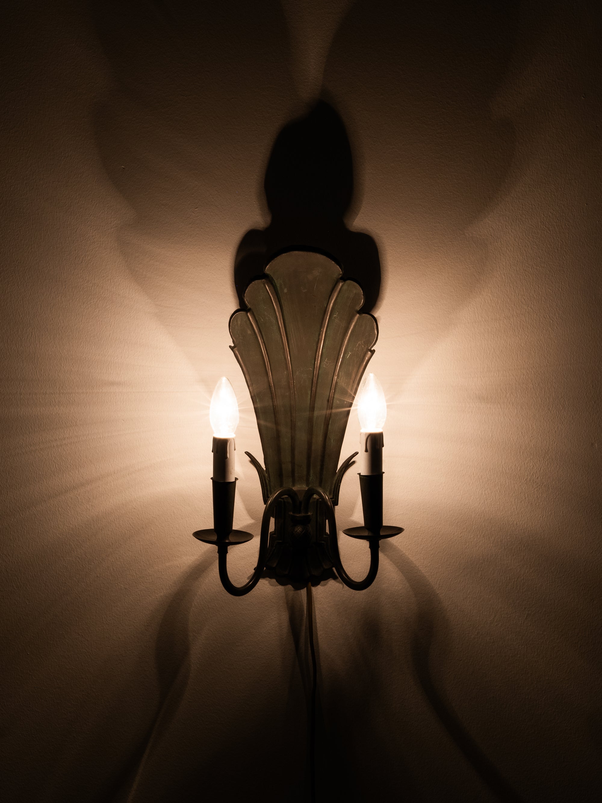 Paavo Tynell Art Deco Wall Sconce Model 7004 for Taito Oy, 1930s