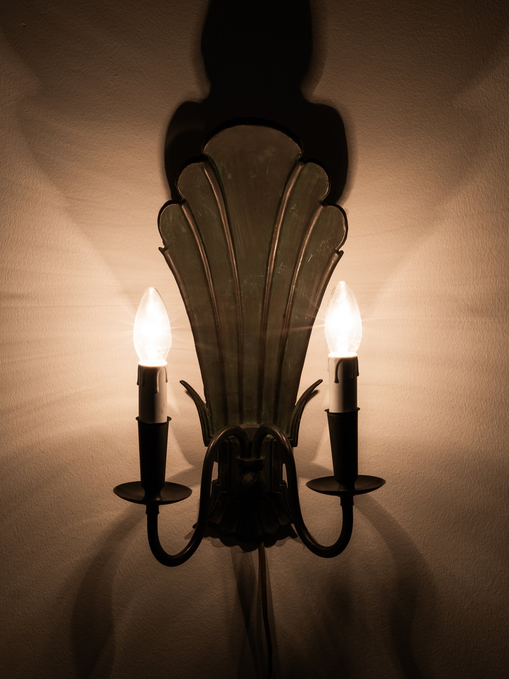 Paavo Tynell Art Deco Wall Sconce Model 7004 for Taito Oy, 1930s