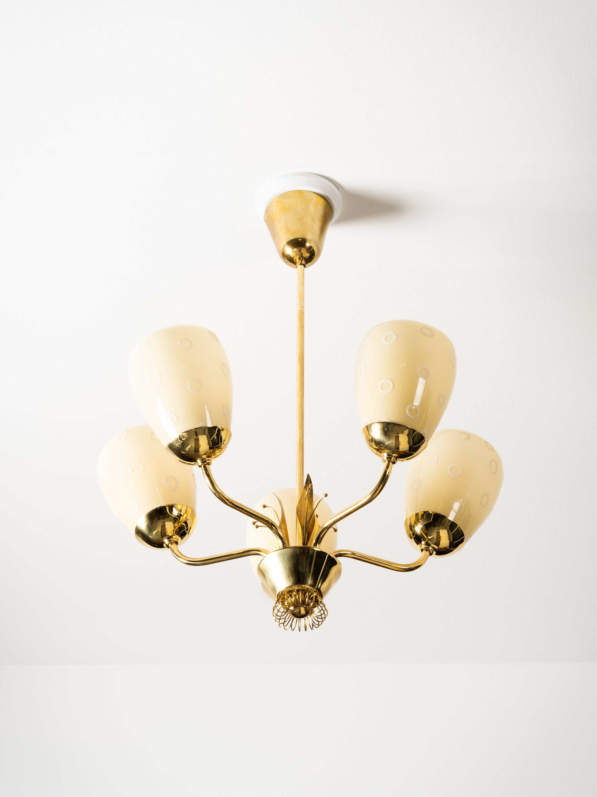 Model 51145 Brass &amp; Glass Chandelier by Mauri Almari for Idman, Finland, 1950s