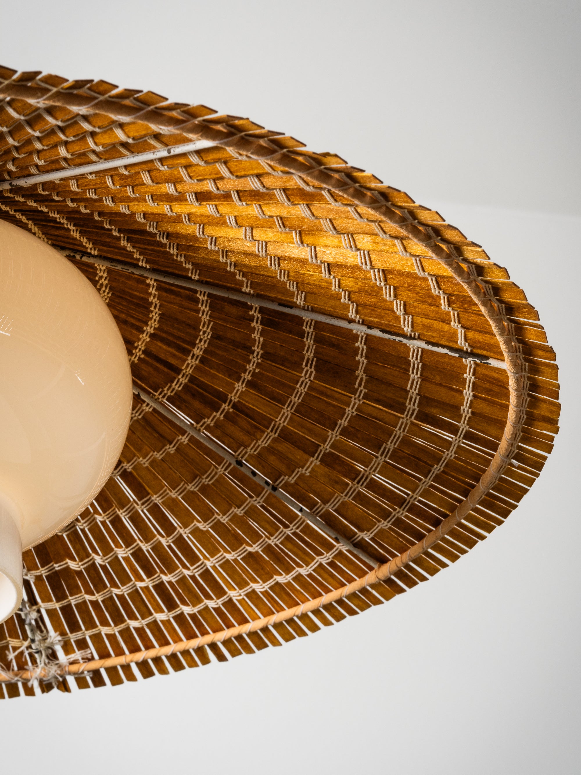 Pendant Model K3-44 in Glass, Wood Slat &amp; Brass by Paavo Tynell for Idman, 1950s