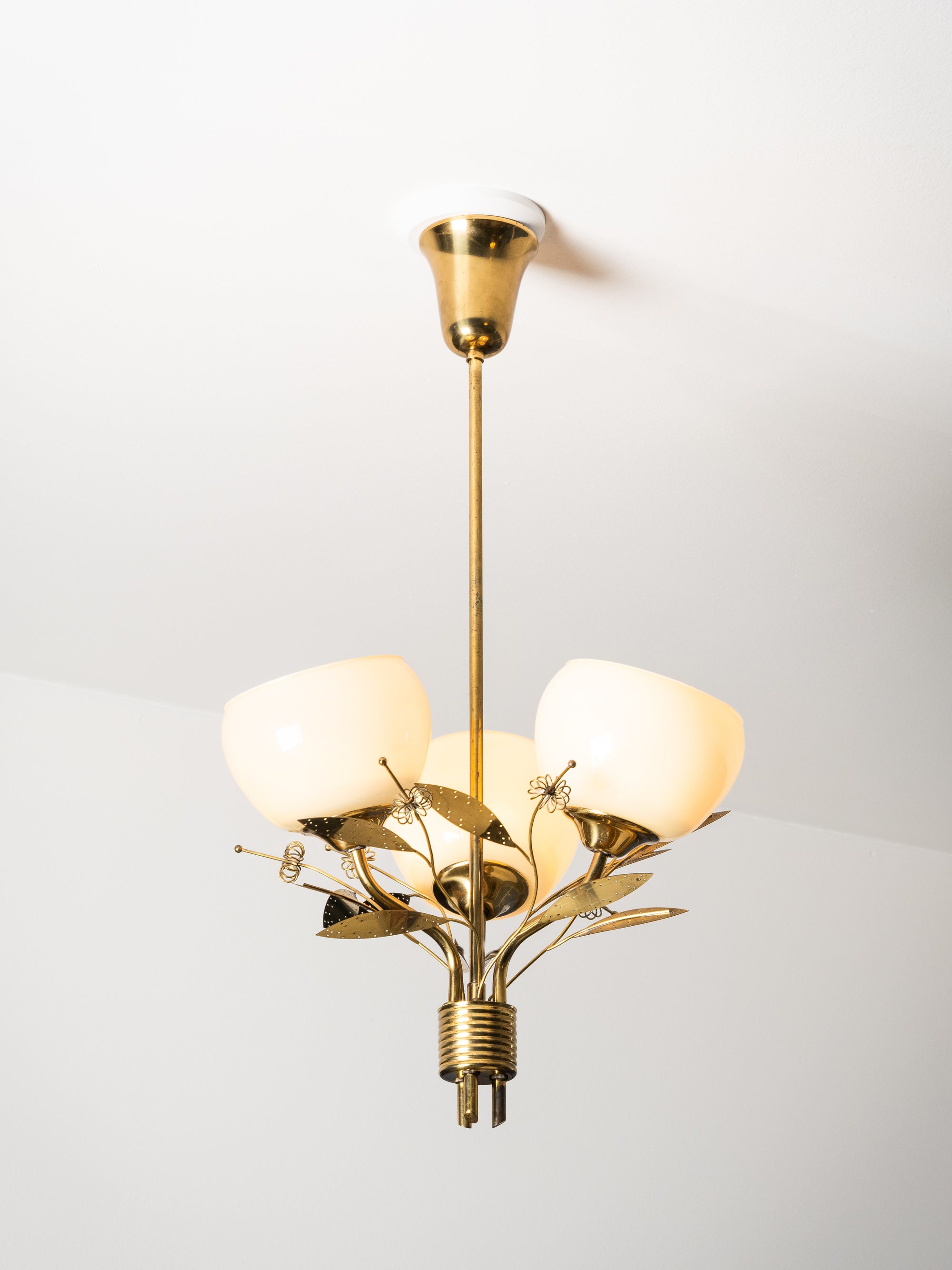 Model “ER 77/3” Chandelier with Floral Details for Itsu, Finland, 1950s