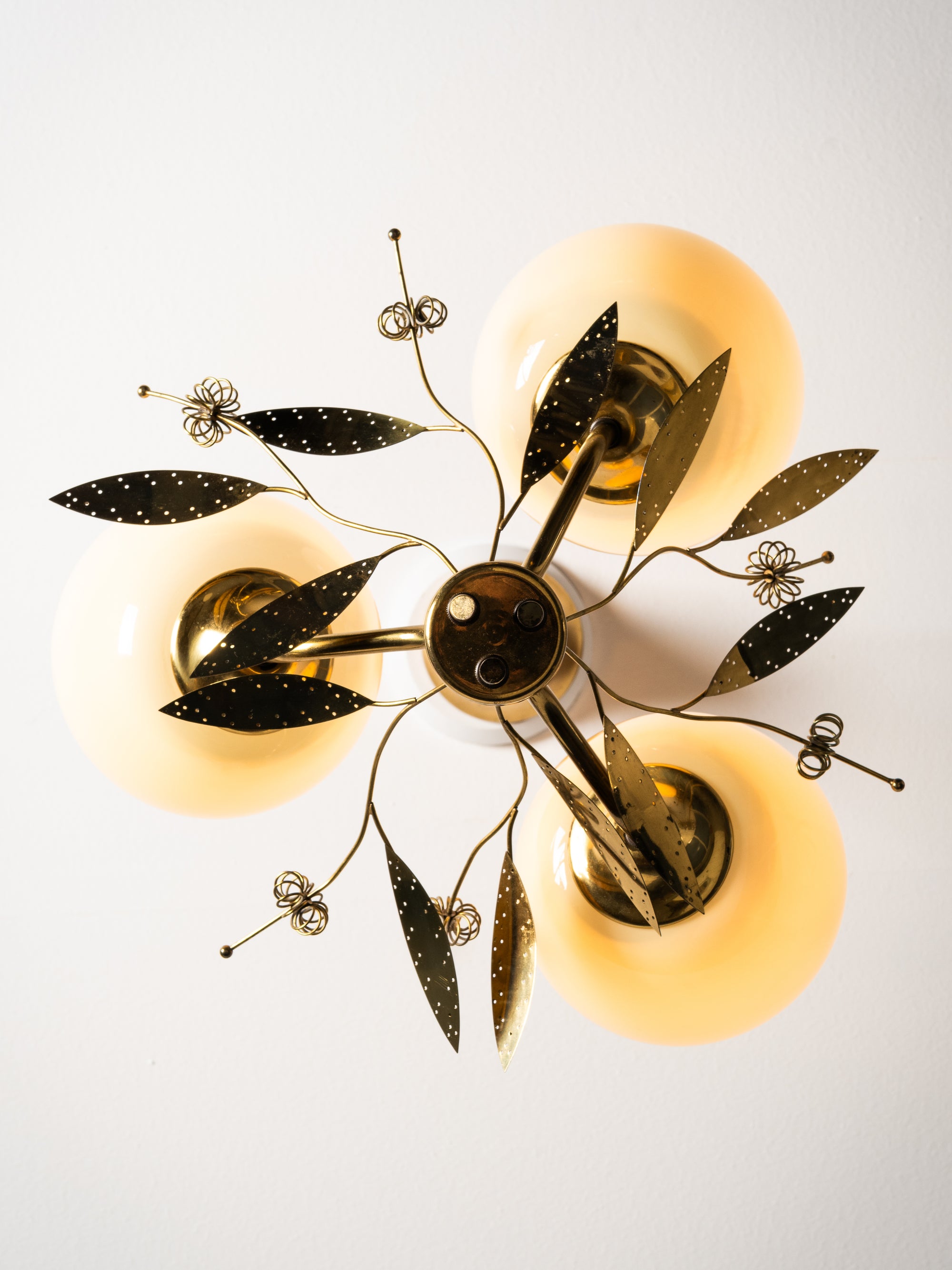 Model “ER 77/3” Chandelier with Floral Details for Itsu, Finland, 1950s