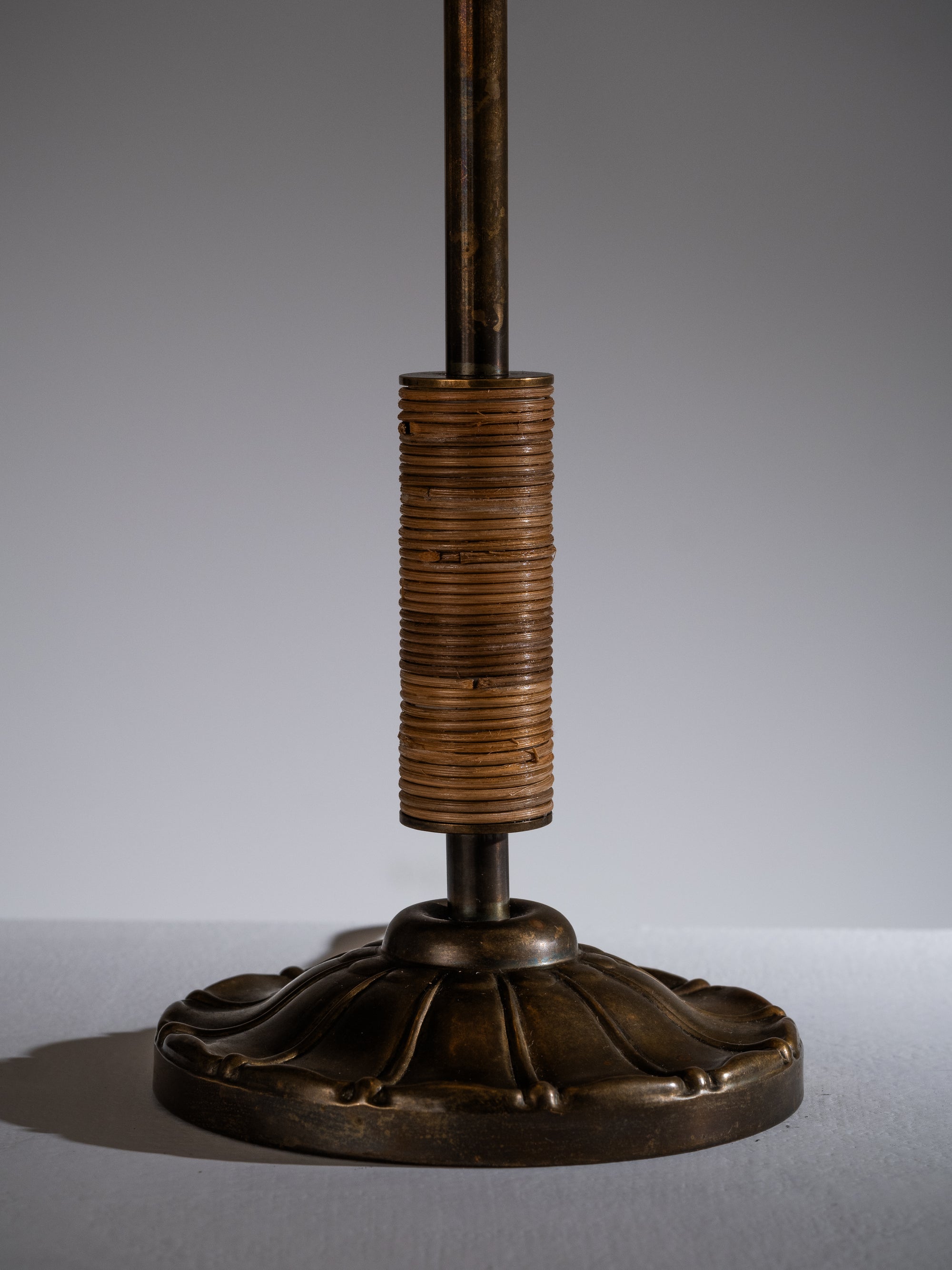 Scandinavian Art Deco Table Lamp in Brass, Rattan &amp; Opaline Glass, 1930s