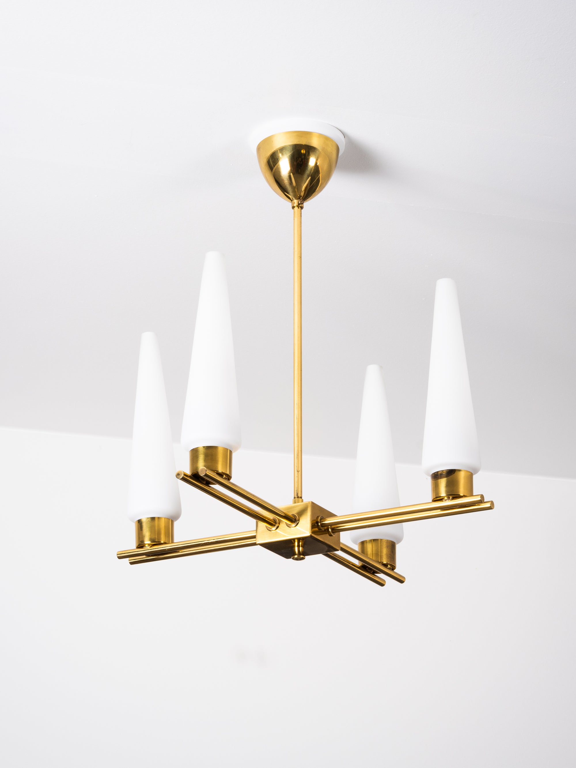Brass &amp; Glass Chandelier Model ER 174 by Itsu, Finland, 1950s
